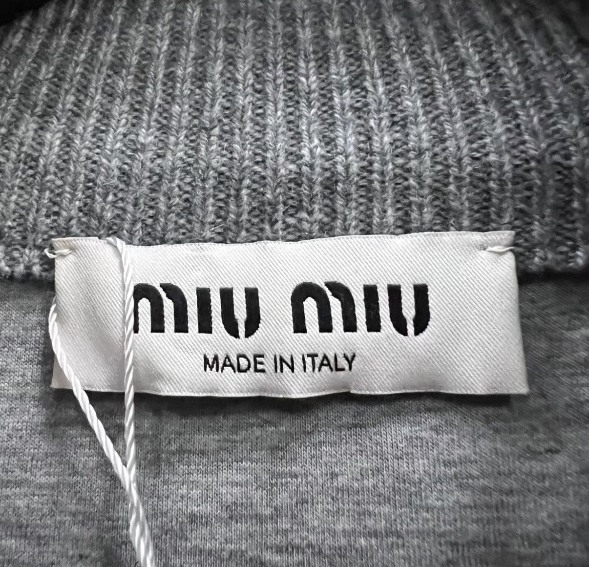 Miu Miu Miu Miu 2026 Limited Edition Mini Logo Cashmere Coat J41 Size XS / US 0-2 / IT 36-38 - 3 Thumbnail