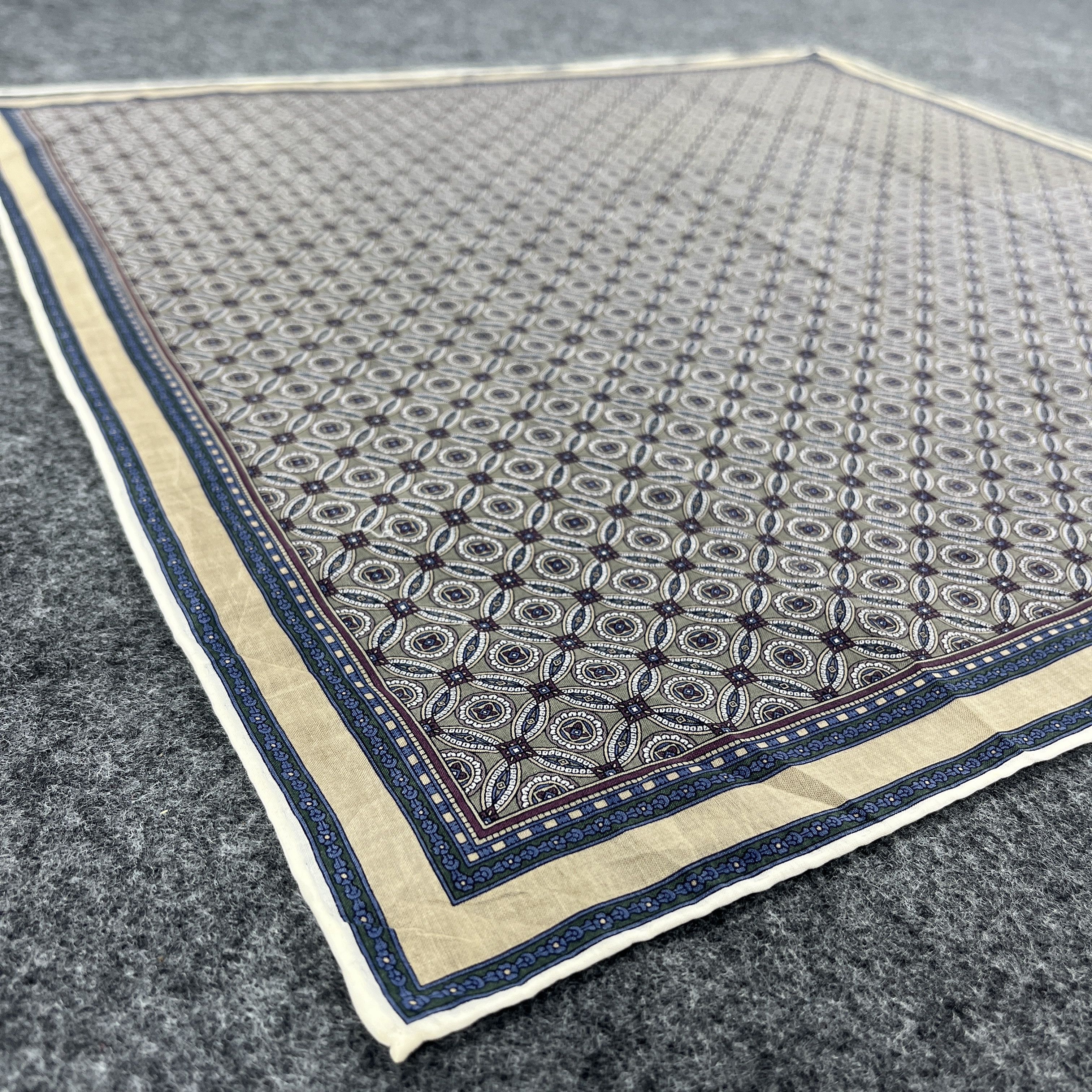 Alfred Dunhill Alfred Dunhill Handkerchief / Bandana / Neckerchief B176 Size ONE SIZE - 9 Thumbnail