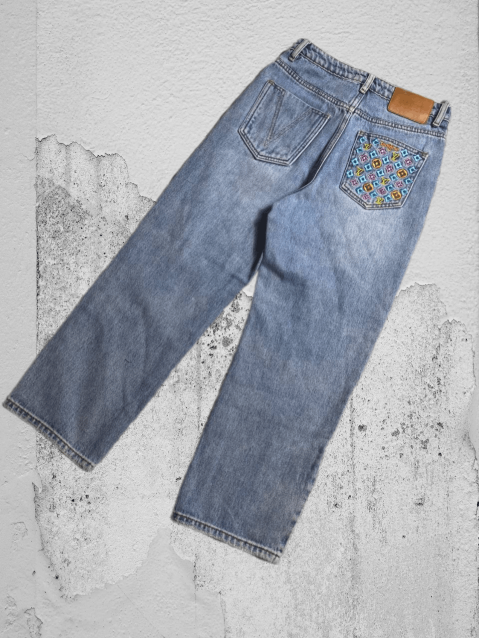 Japanese Brand Crazy Crash Dirty Baggy Faded Jean Japan Avant Garde Style Size US 26 / EU 42 - 1 Thumbnail