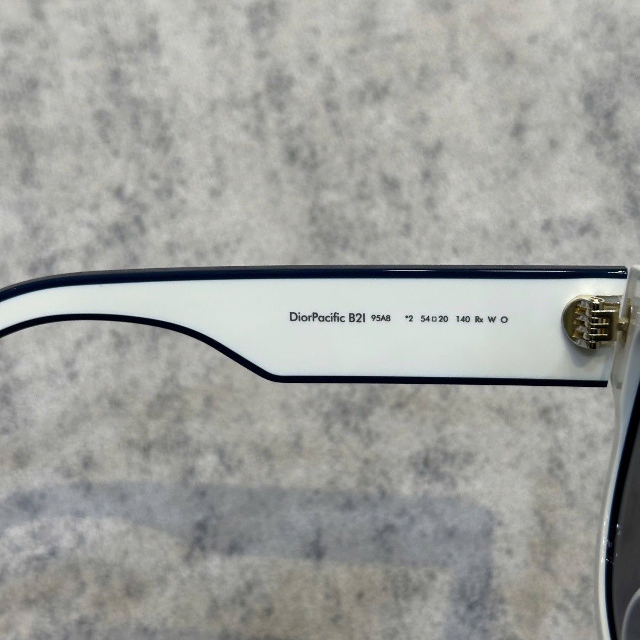 Dior DIOR DIORPACIFIC B2I 95A8 Sunglasses Size ONE SIZE - 4 Thumbnail