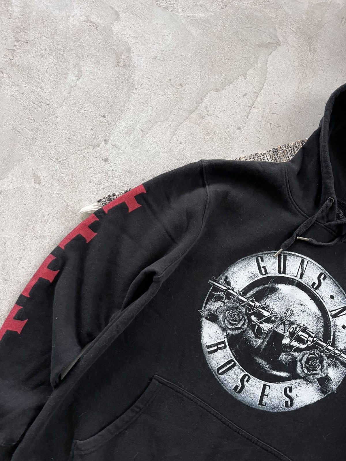 Guns N' Roses Vintage Guns N’Rose Tour Black Multi Logo Y2K Rock Hoodie Size US M / EU 48-50 / 2 - 4 Thumbnail