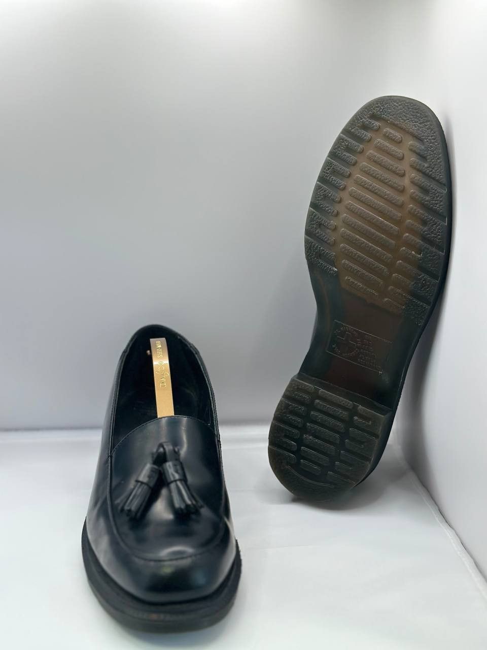 Dr. Martens Dr. Martens Favilla Black Tassel Loafers Size US 8.5 / IT 38.5 - 2 Thumbnail