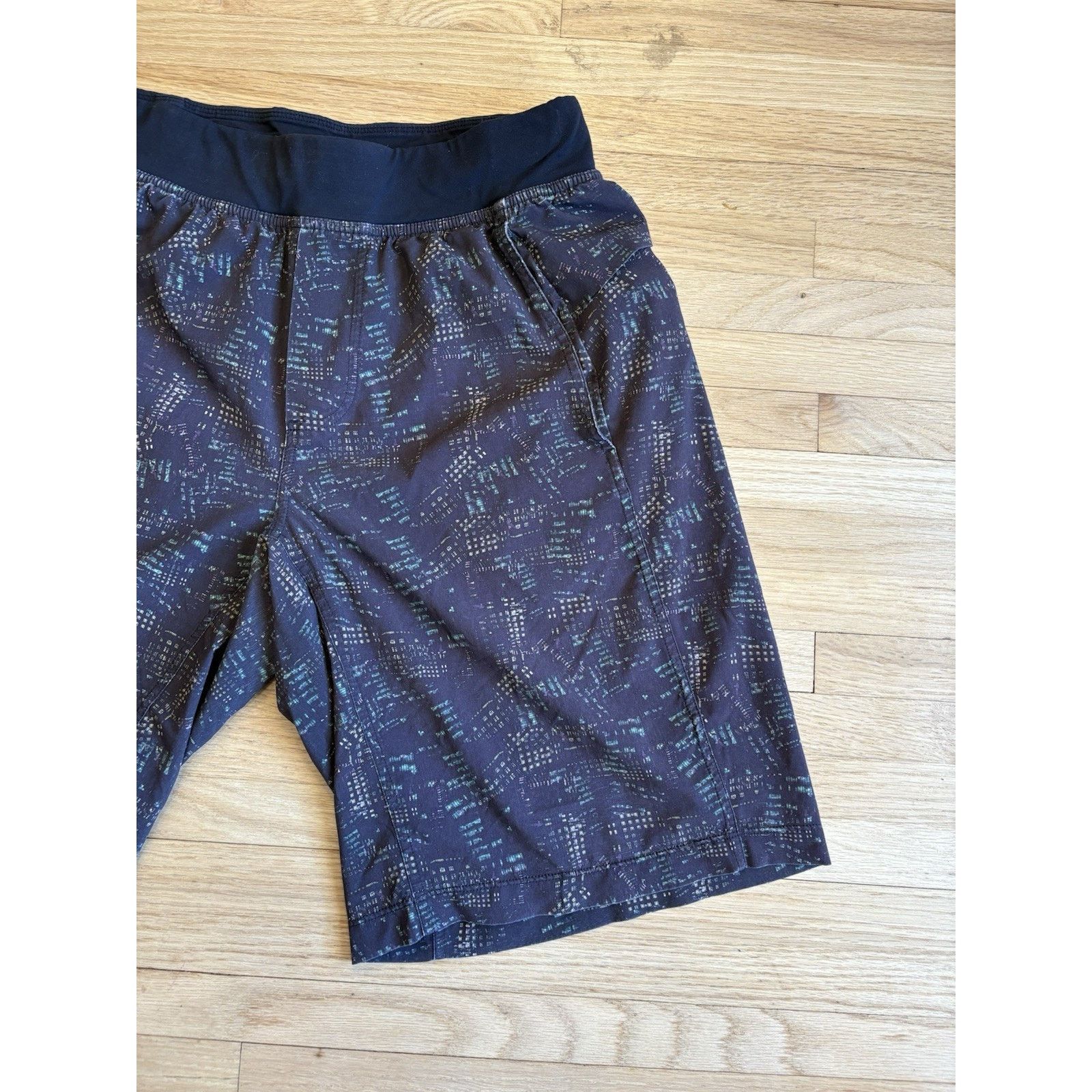 Lululemon Lululemon Surge Shorts Men Small Black Gym Running Training Size US 28 / EU 44 - 3 Thumbnail