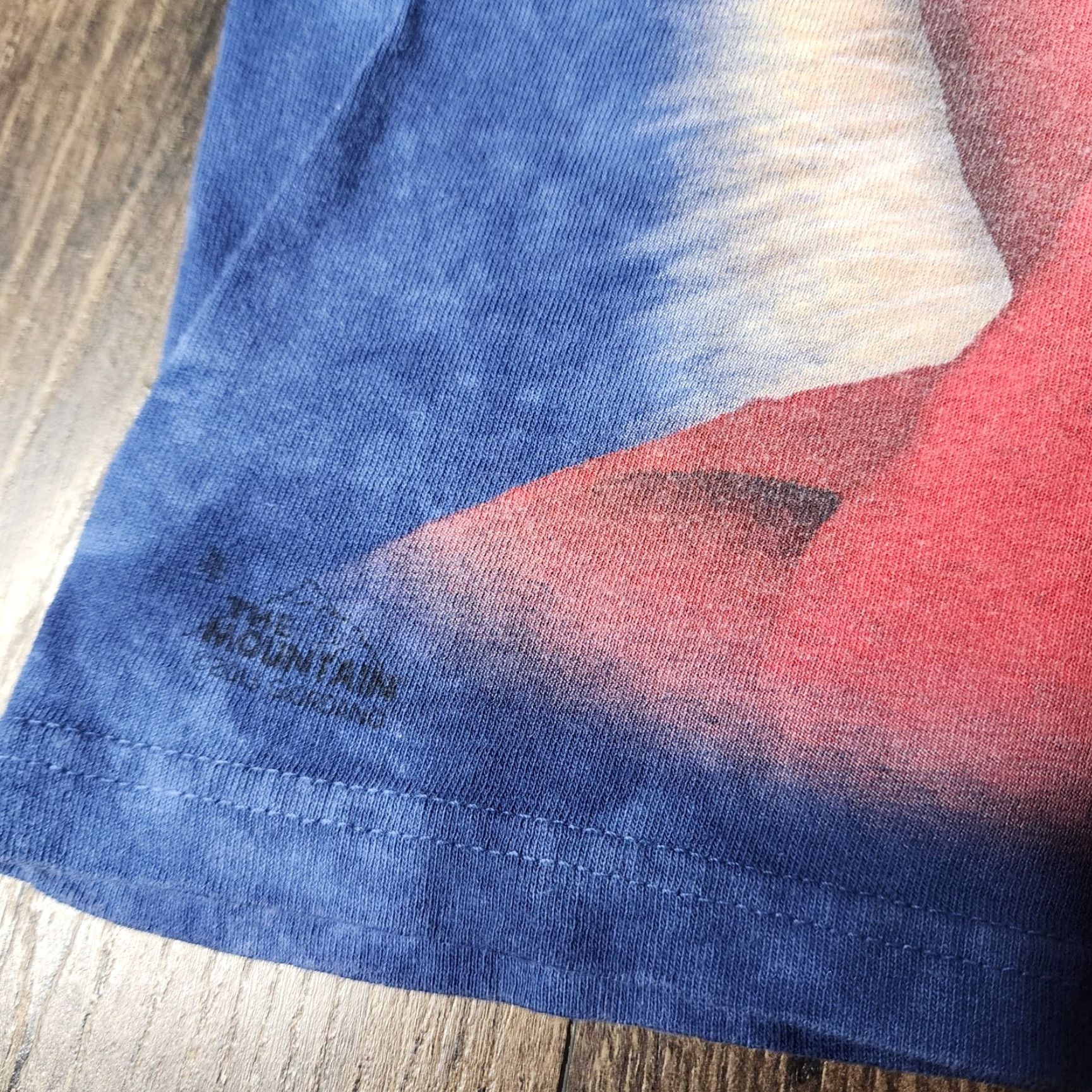 The Mountain The Mountain Mens M T Shirt Crew Neck Short Sleeve Tie Dye Christmas Santa Cat Kitten Blue 2010-2019 Cotton Size US M / EU 48-50 / 2 - 4 Thumbnail