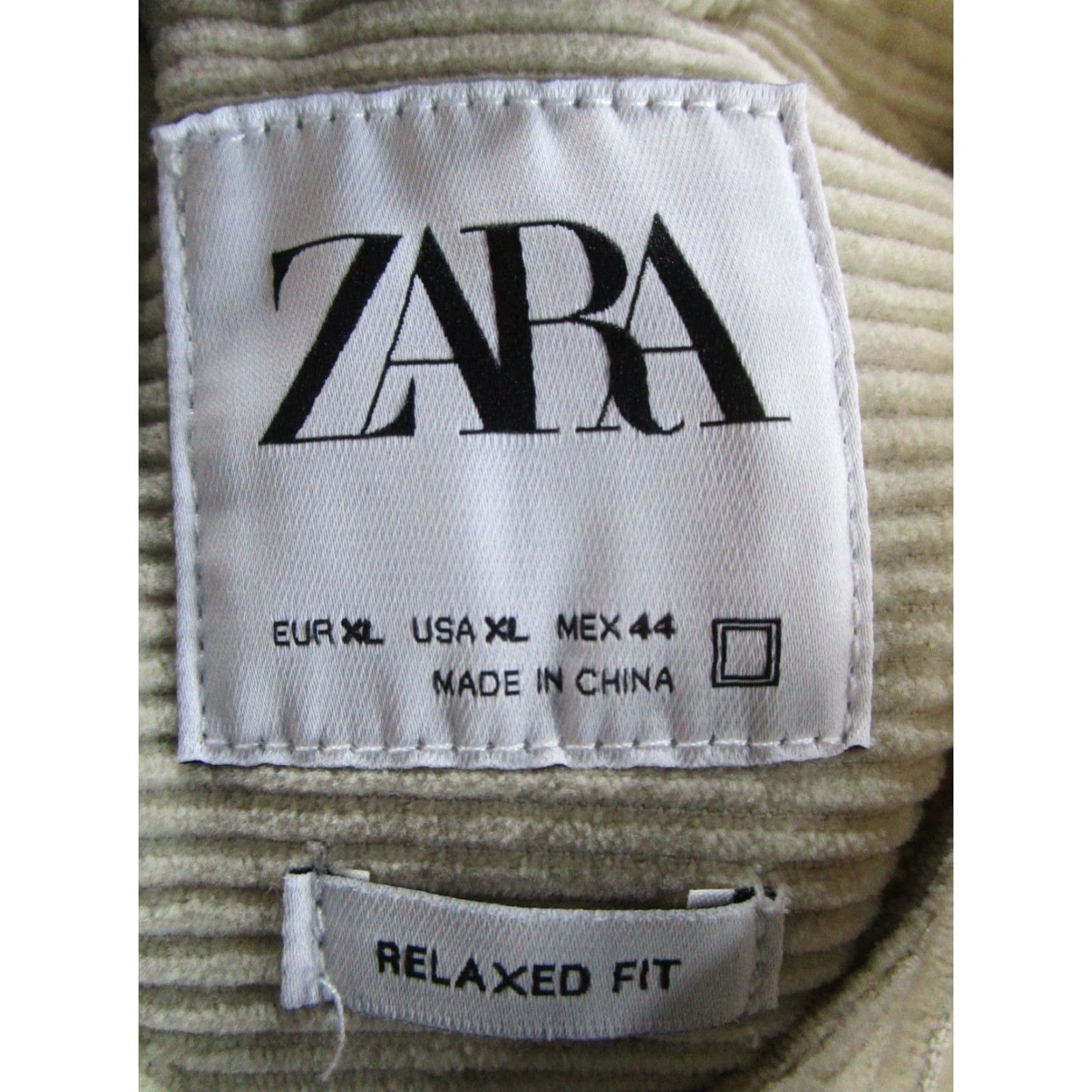 Zara Zara Shirt Mens XL Beige Cotton Corduroy Button-Up Button-Down Collared Long Sleeve Size US XL / EU 56 / 4 - 3 Thumbnail
