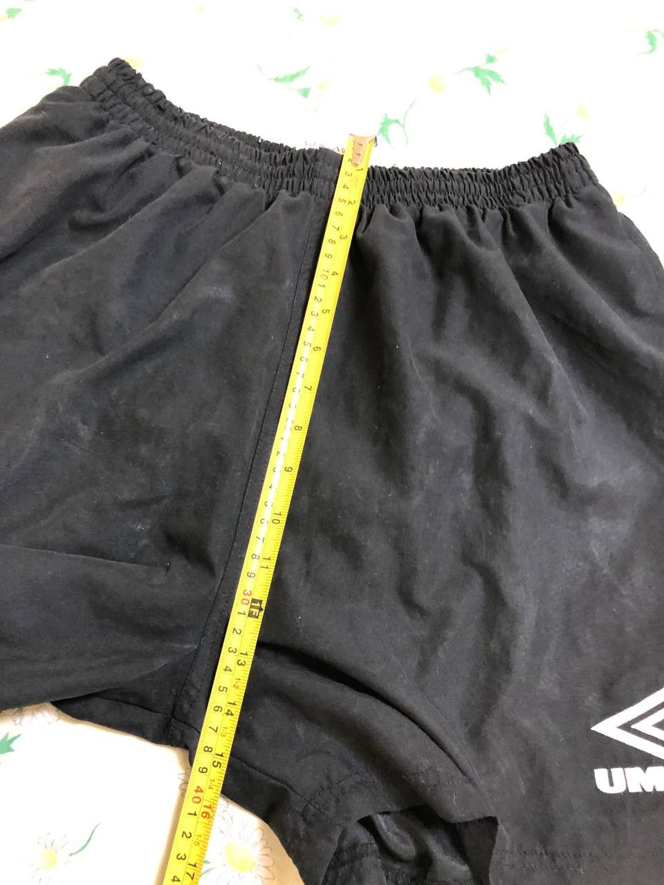Umbro UMBRO 90s FOOTBALL SOCCER SHORTS BLACK Size US 34 / EU 50 - 10 Thumbnail