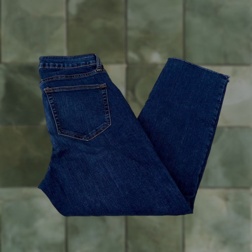 Vintage Daily Ritual Women's 27 Medium Wash Mid Rise Cropped Jeans Blue Frayed Hem Size 27" / US 4 / IT 40 - 1 Thumbnail