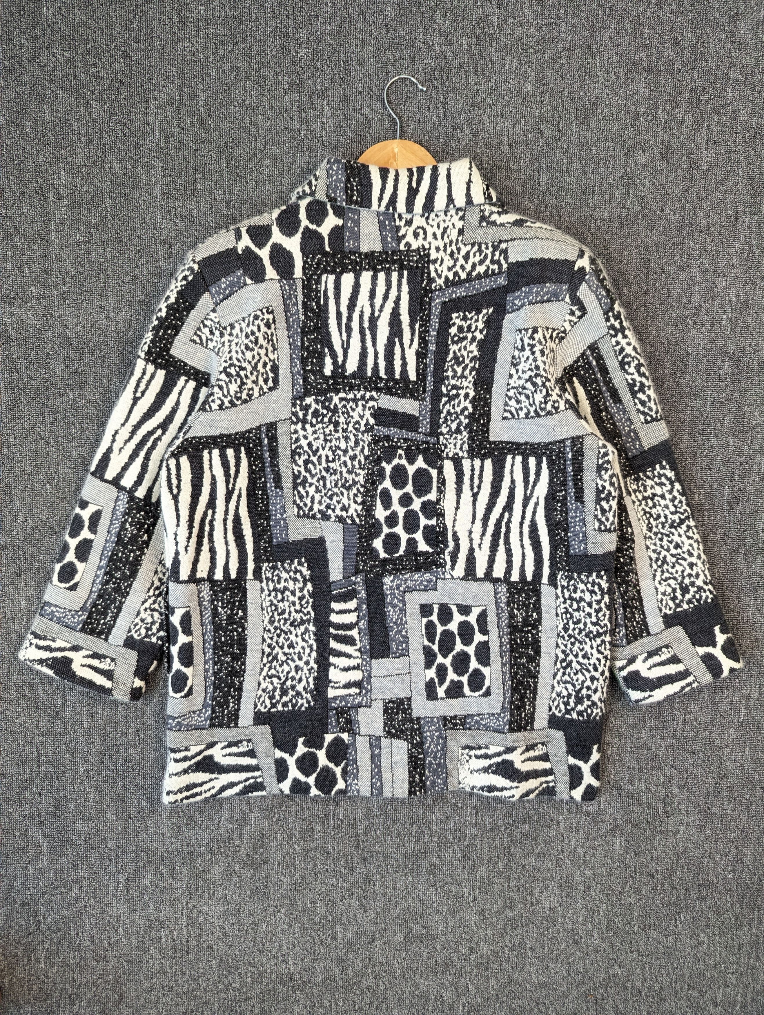 Japanese Brand Vintage Japanese Brand Patterned Button Ups Acrylic Jacket Size XL / US 12-14 / IT 48-50 - 11 Thumbnail
