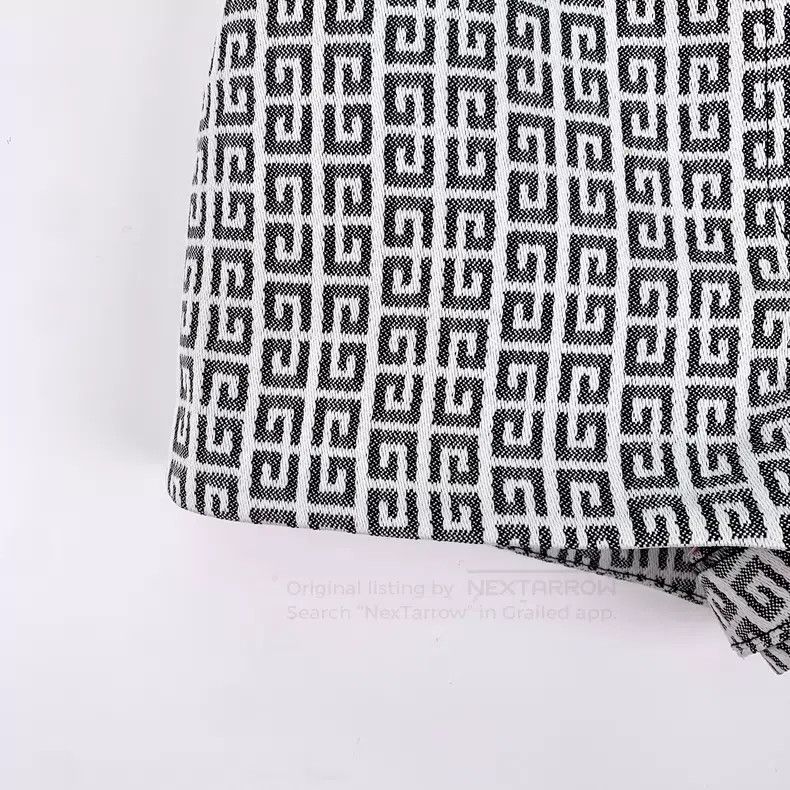 Givenchy Givenchy Color Blocked Logo Letter Jacquard Full Print Cas Size US 28 / EU 44 - 4 Thumbnail