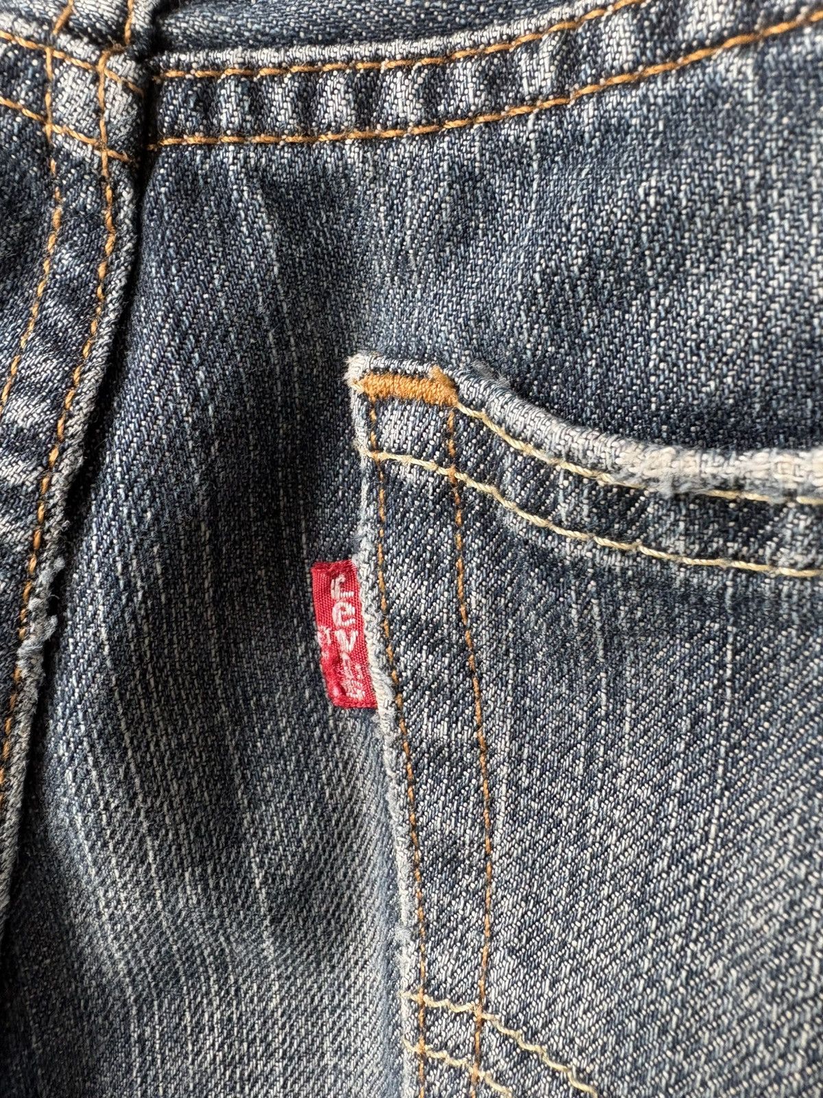 Levi's 505 Dark Wash Size US 30 / EU 46 - 3 Thumbnail