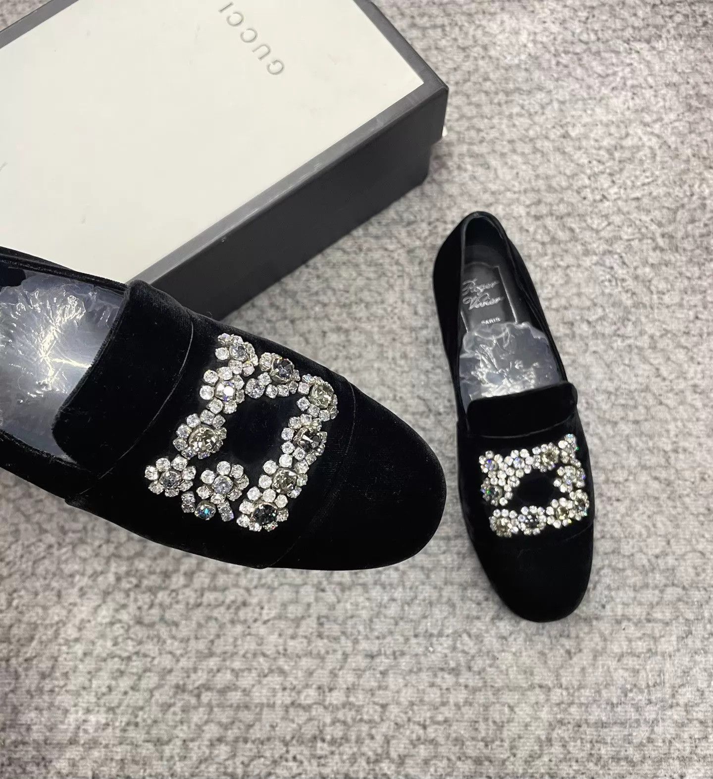 Roger Vivier RV Suede Square Crystal Loafer 37 Slip-on Casual Commuter Size US 6.5 / IT 36.5 - 6 Thumbnail