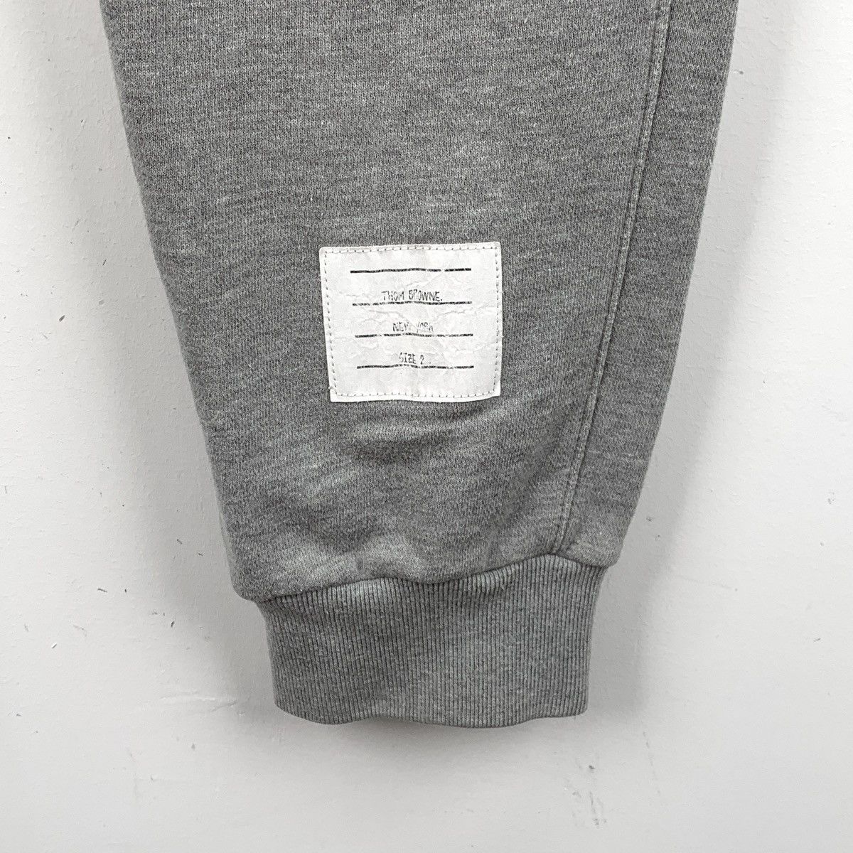 Thom Browne Thom Browne Grey Classic 4-Bar Casual Sweatpants K26WX Size US 34 / EU 50 - 5 Thumbnail