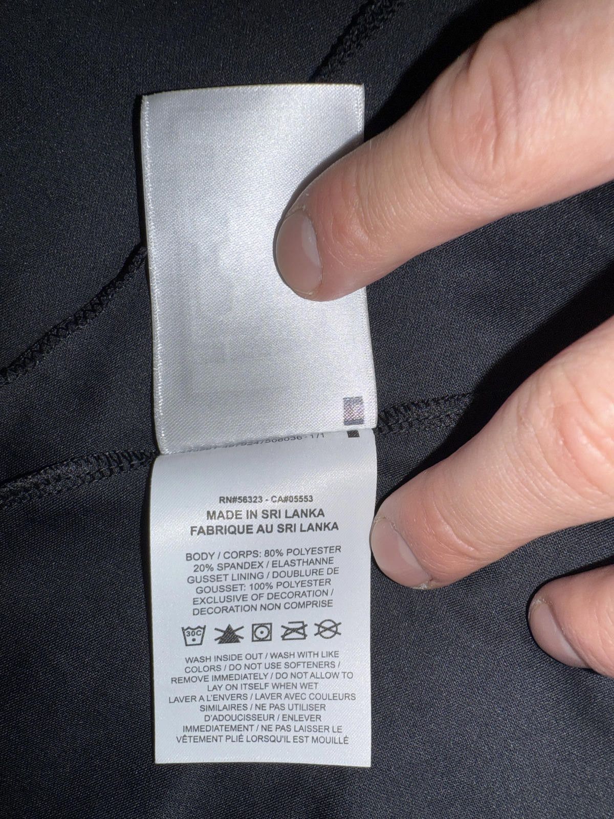Nike Unreleased Nike Men’s A.P.S Running Triple Black Tank Top Sample Size US M / EU 48-50 / 2 - 12 Thumbnail