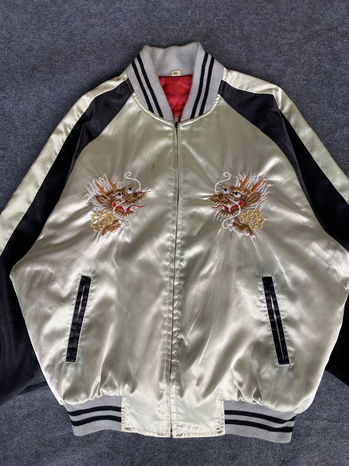 Japanese Brand Vintage sukajan souvenir dragon jacket Size US L / EU 52-54 / 3 - 5 Thumbnail