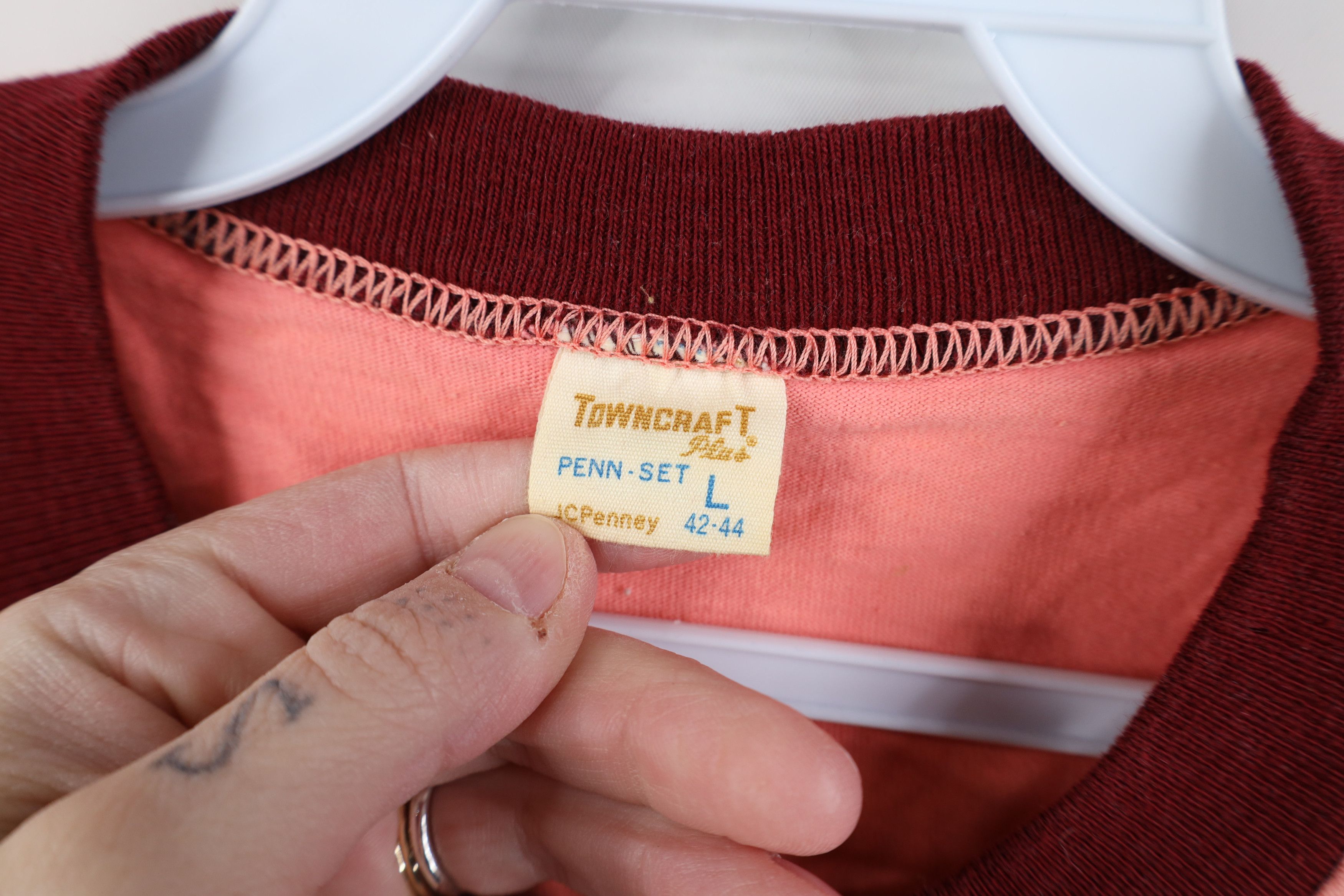 Vintage Vintage 60s 70s Streetwear Pocket T-Shirt Pink Red USA Size US L / EU 52-54 / 3 - 5 Thumbnail