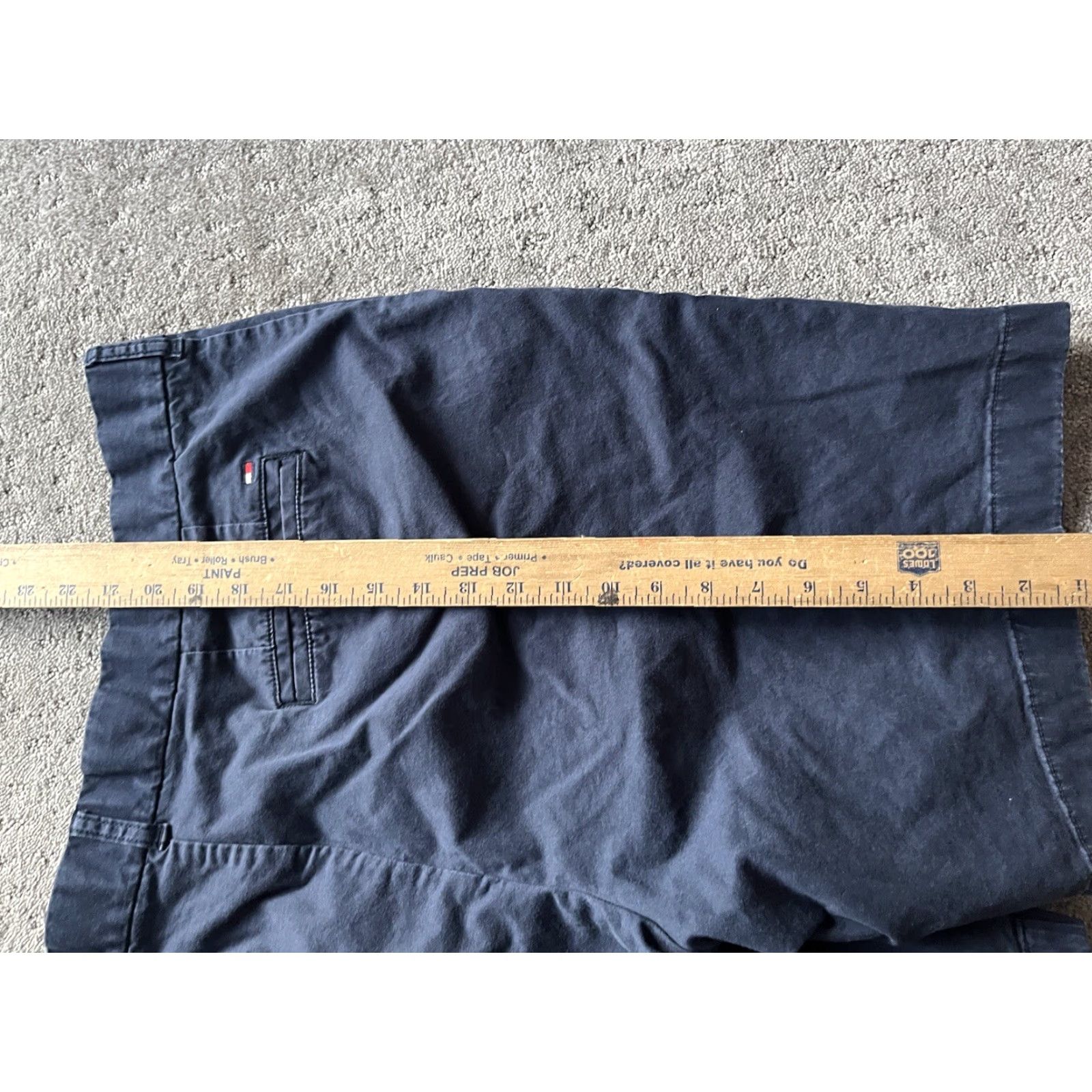 Tommy Hilfiger Tommy Hilfiger Navy Blue Flat Front Logo Print Chino Shorts Mens 42T Size US 42 / EU 58 - 4 Thumbnail