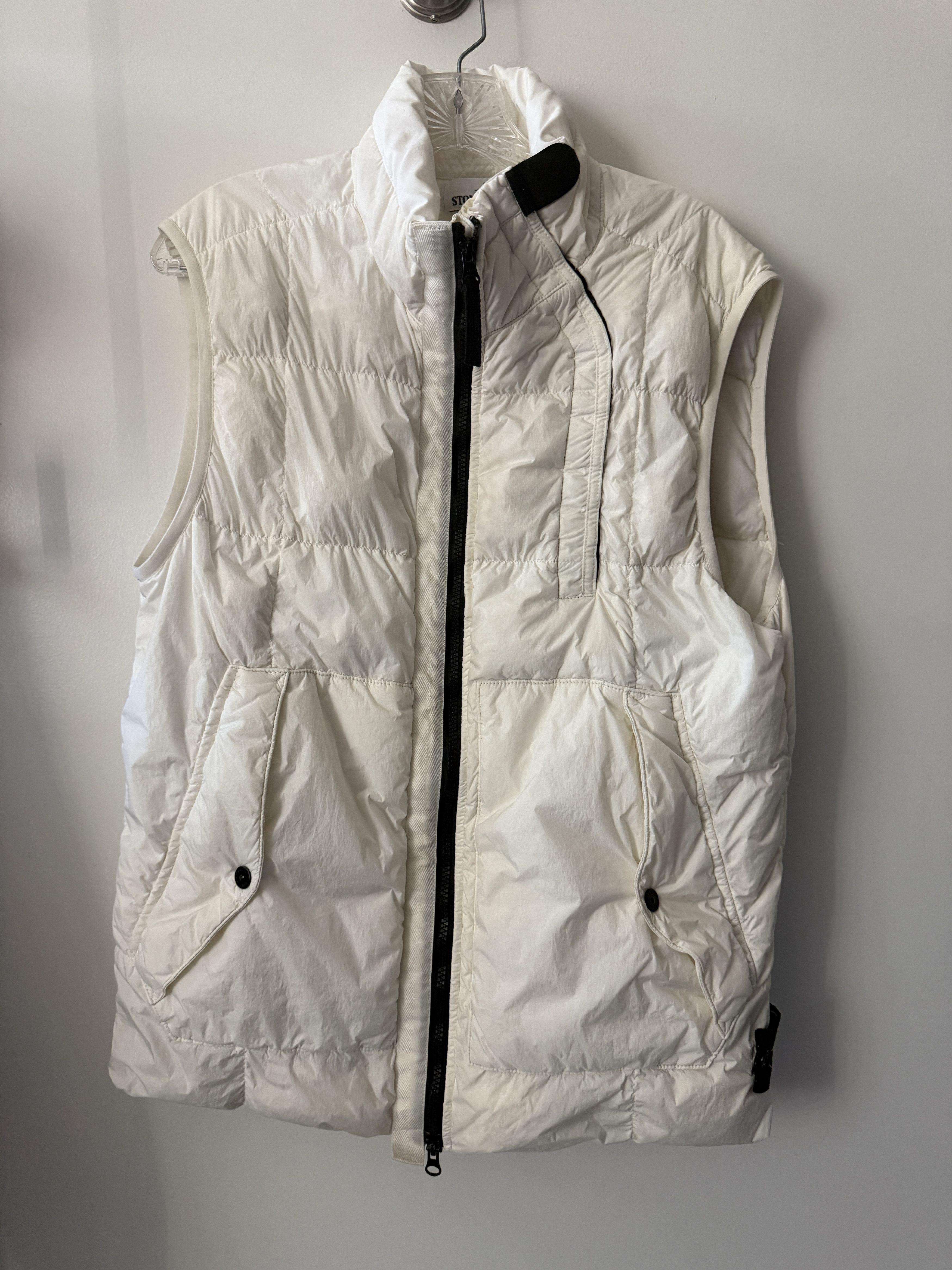 Stone Island Crinkle White Sleeveless Down Vest Size Large Size US L / EU 52-54 / 3 - 1 Thumbnail