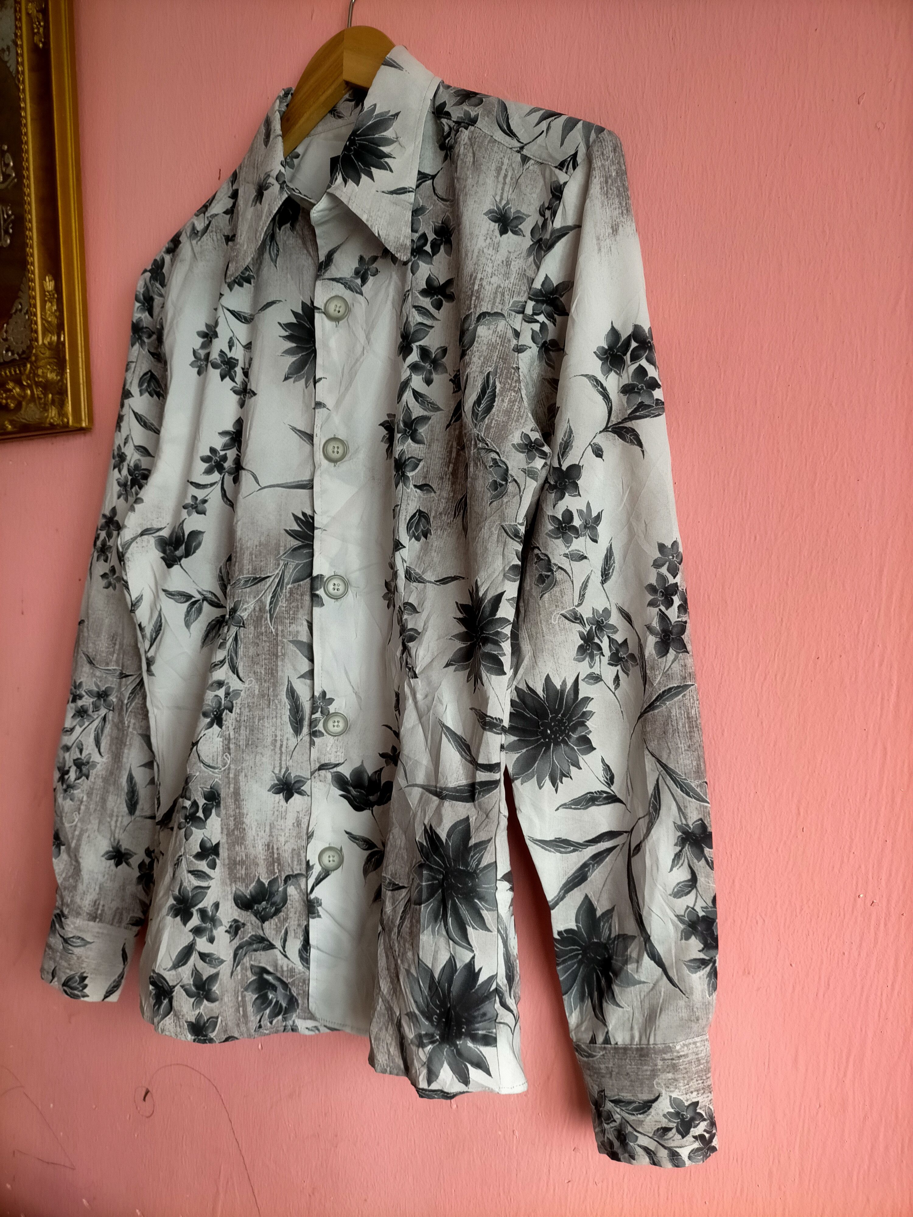 Tornado Mart Tornado Mart Floral Button ups shirt Size US M / EU 48-50 / 2 - 3 Thumbnail