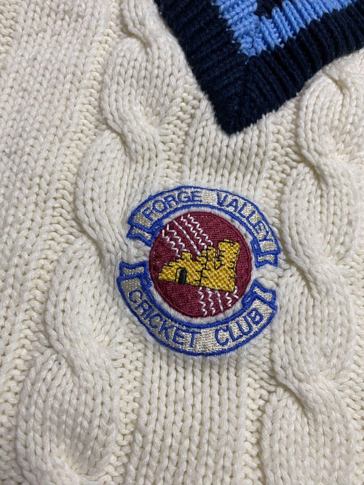 Vintage Vintage GM Sweater V-Neck 80s George Valley Cricket Club Size US M / EU 48-50 / 2 - 8 Thumbnail