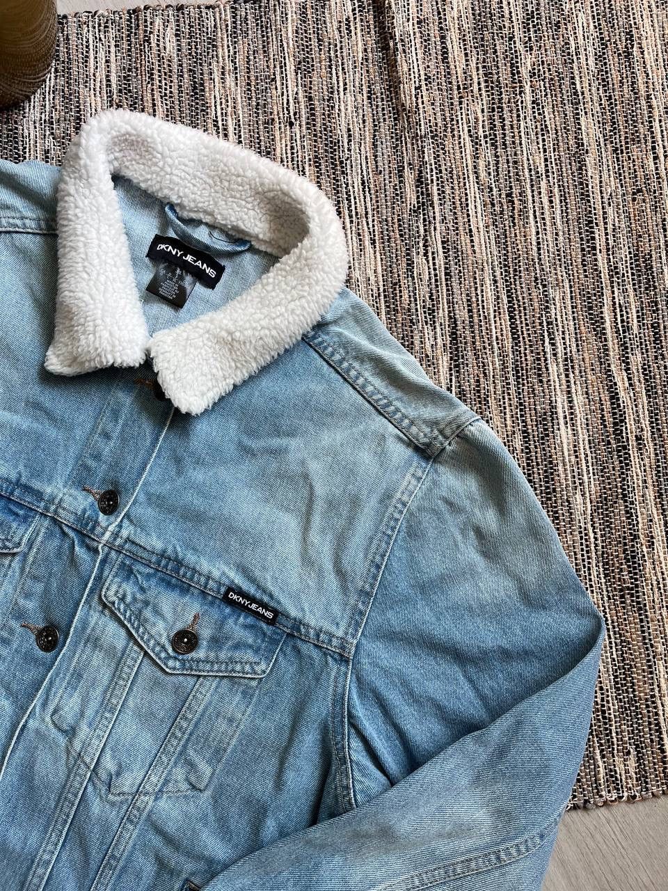 DKNY DKNY Denim jacket fur collar small logos size L Size US L / EU 52-54 / 3 - 3 Thumbnail