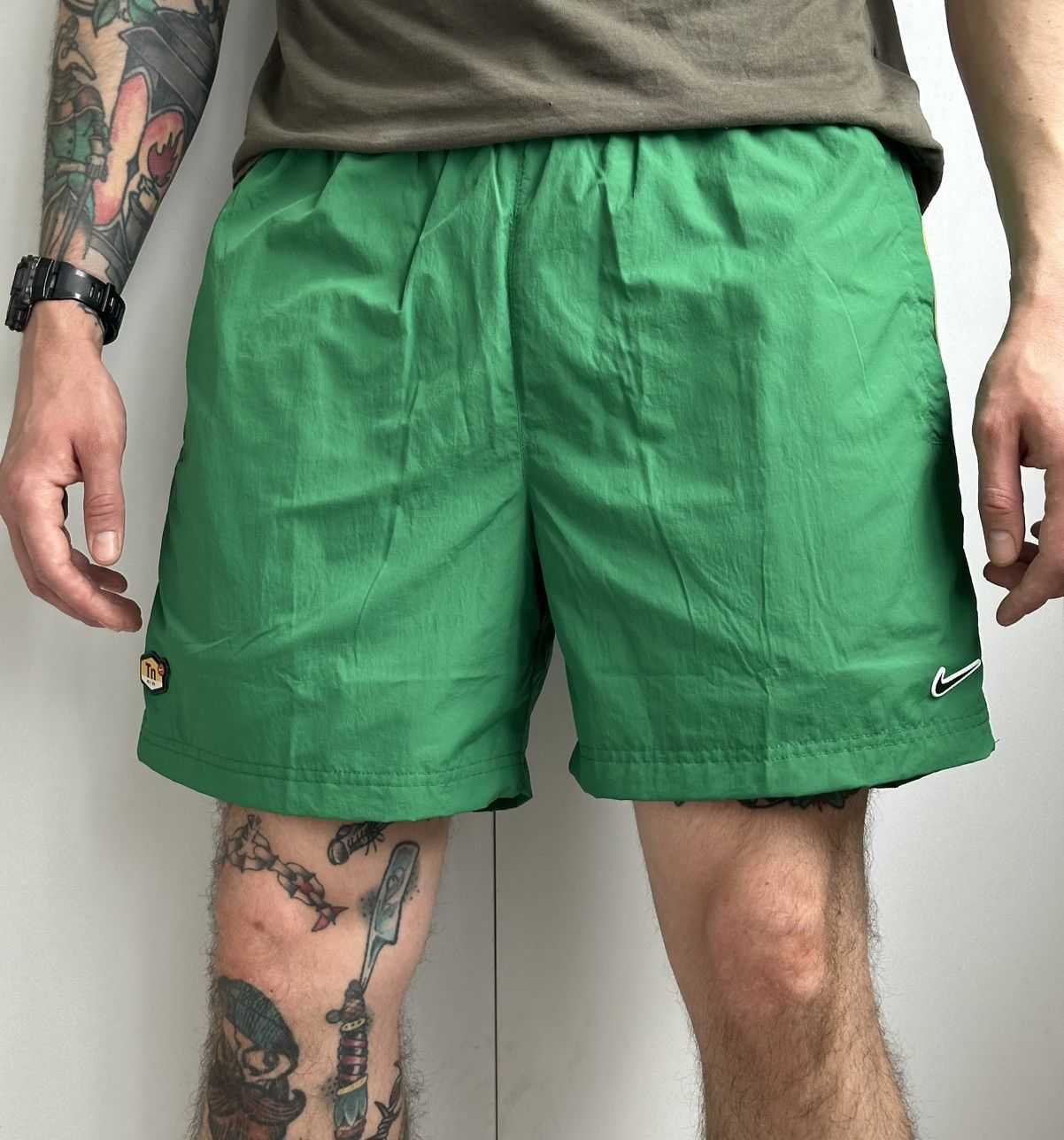 Nike Nike Air Plus TN Shorts Green Men's Size XL Standard Fit New Size US 36 / EU 52 - 2 Thumbnail