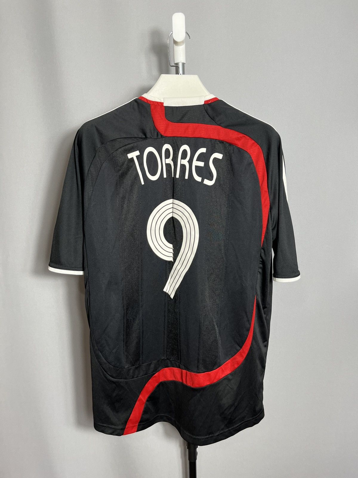 Adidas Fernando Torres #9 LIVERPOOL shirt ADIDAS 2007-2008 adult Size US L / EU 52-54 / 3 - 5 Thumbnail