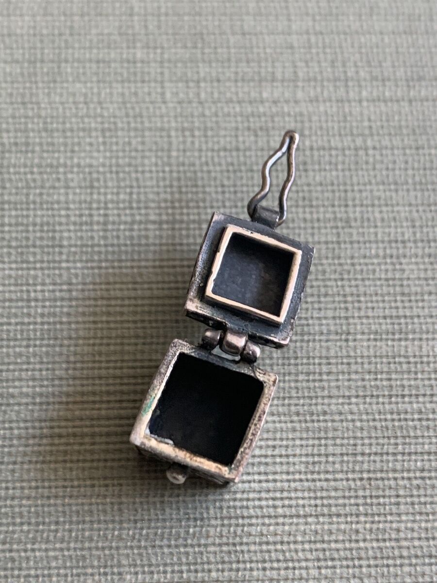 Vintage Vintage Sterling Silver 925 Pendant, Wish Box, Prayer Hinged Size ONE SIZE - 5 Thumbnail