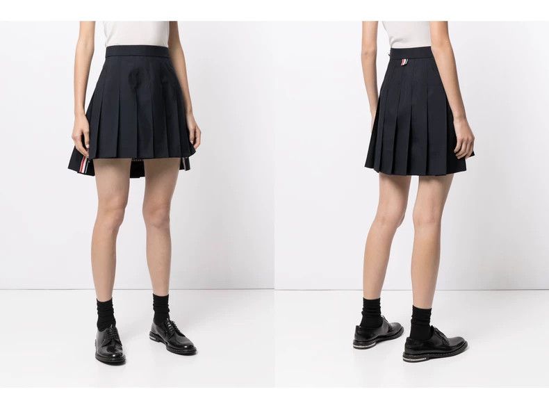 Thom Browne Thom BrowneNew school uniform dark blue pleated skirt shor Size 25" / US 0 / IT 36 - 8 Thumbnail