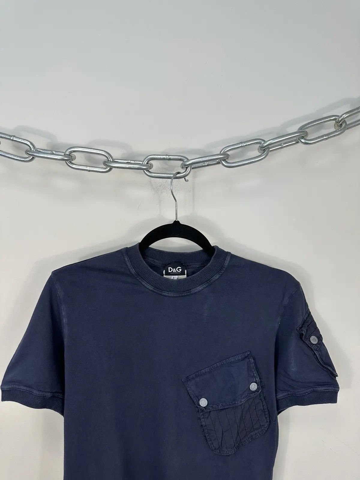 Dolce & Gabbana × Vintage Vintage Dolce & Gabbana Women's Avant Garde Navy Luxury Tee Size L / US 10 / IT 46 - 2 Thumbnail
