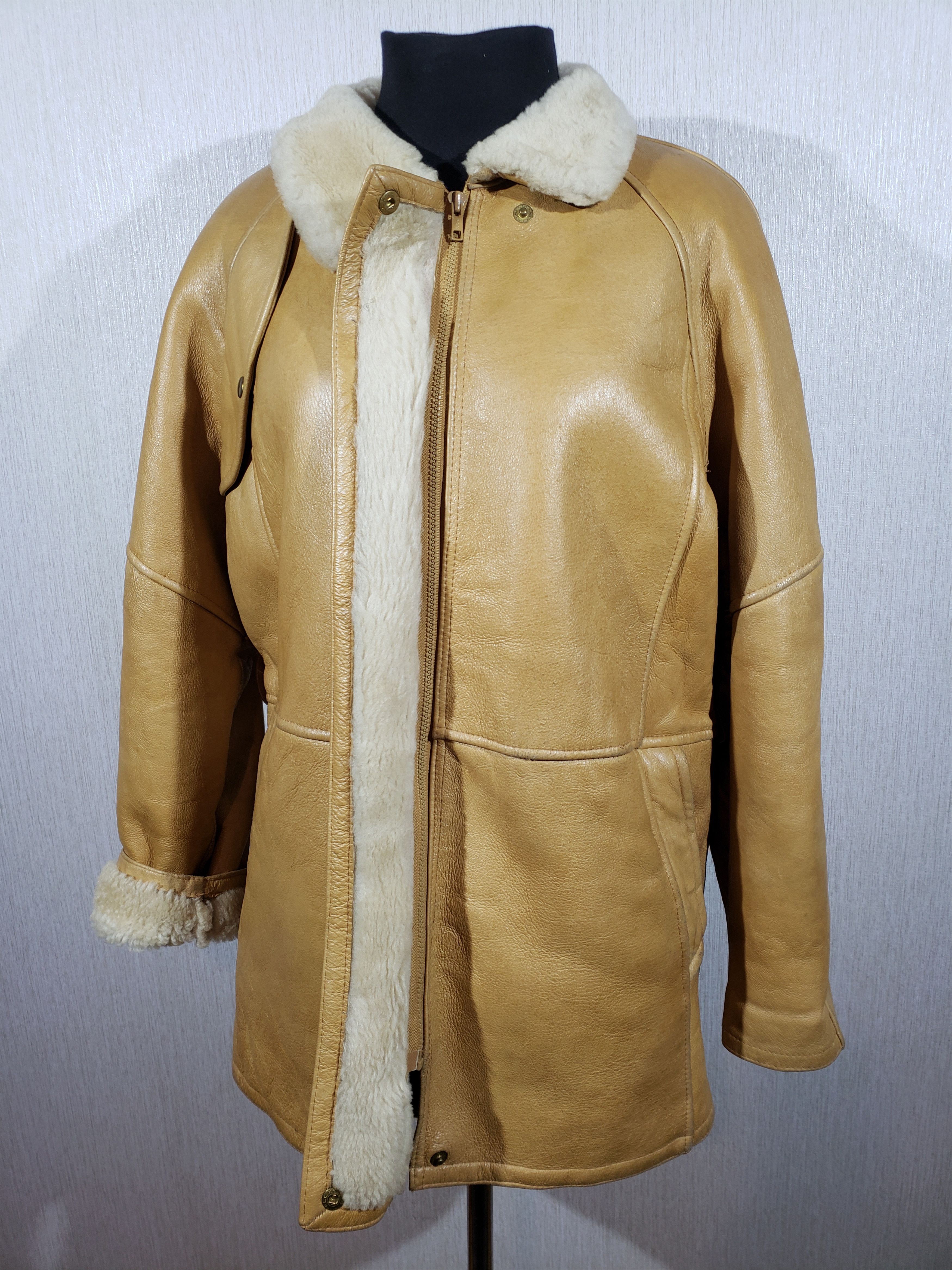 Other Stylish brown sheepskin coat with zipper and belt. Size XXL / US 16-18 / IT 52-54 - 4 Thumbnail