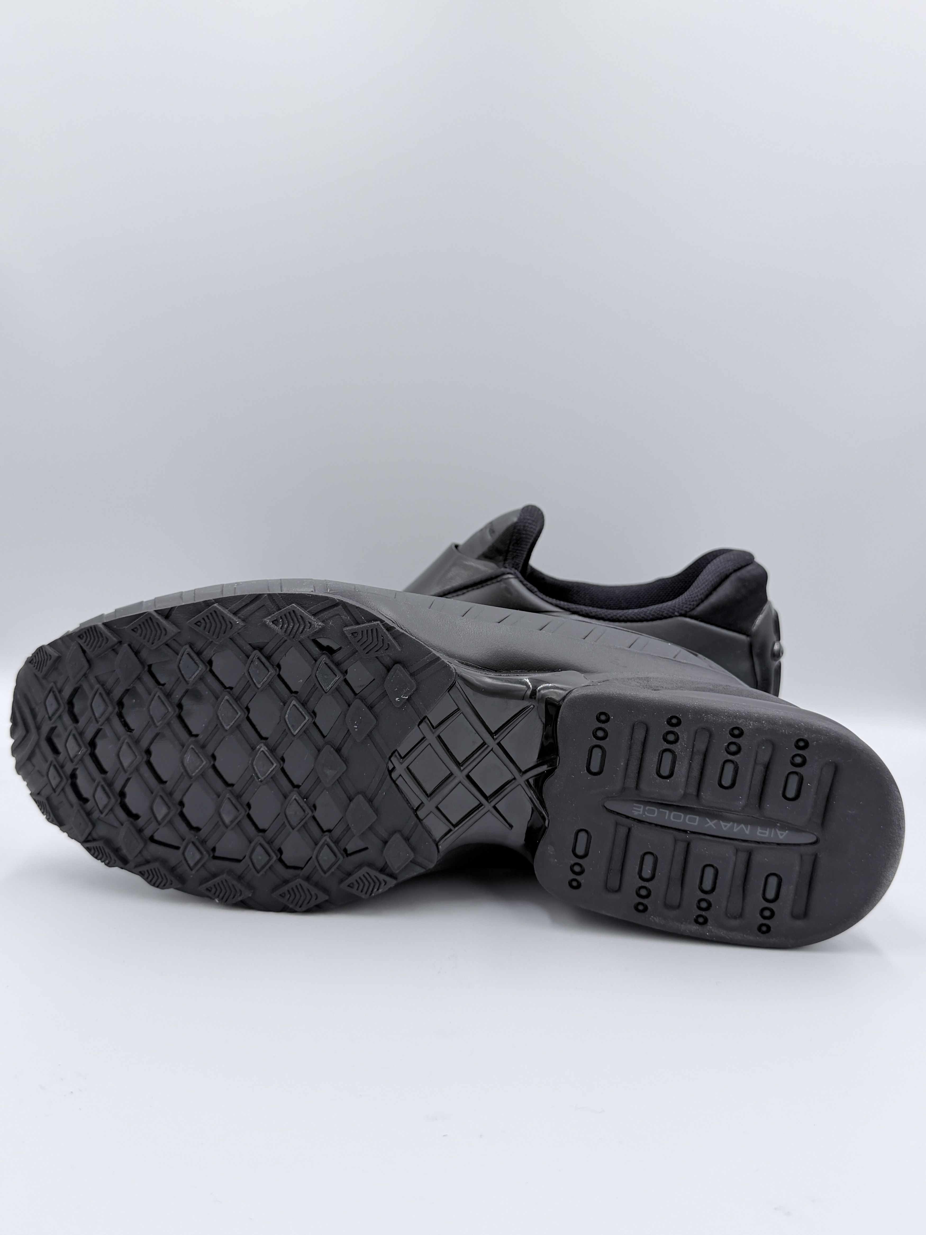 Comme des Garcons × Nike Comme des Garcons Nike Air Max Dolce Black Size US 10.5 / EU 43-44 - 5 Thumbnail