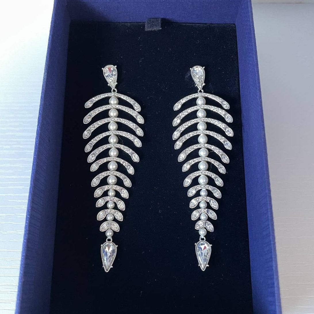 Swarovski Swarovski Polar Bestiary Chandelier Earrings Size ONE SIZE - 2 Thumbnail