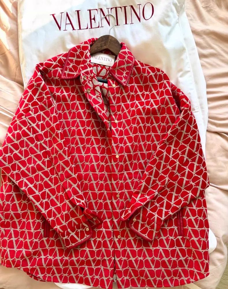 Valentino Valentino Logo jacket top Size XS / US 0-2 / IT 36-38 - 1 Thumbnail