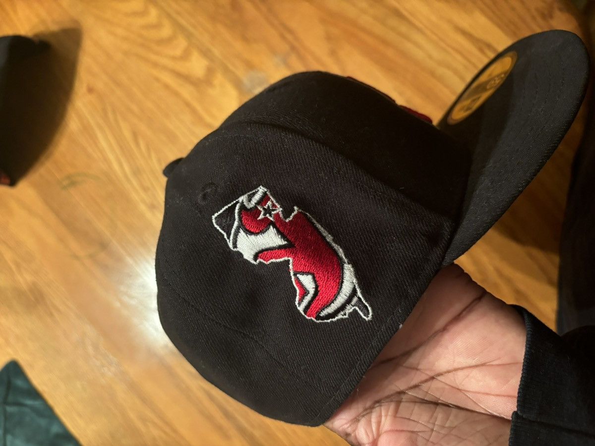 New Era New Jersey devils fitted Size 30 - 3 Thumbnail