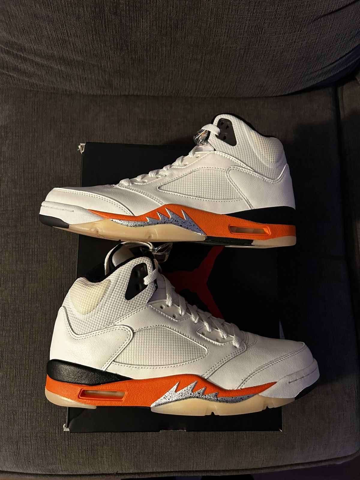 Jordan Brand Air Jordan 5 Retro “Shattered Backboard” Size US 9.5 / EU 42-43 - 4 Thumbnail