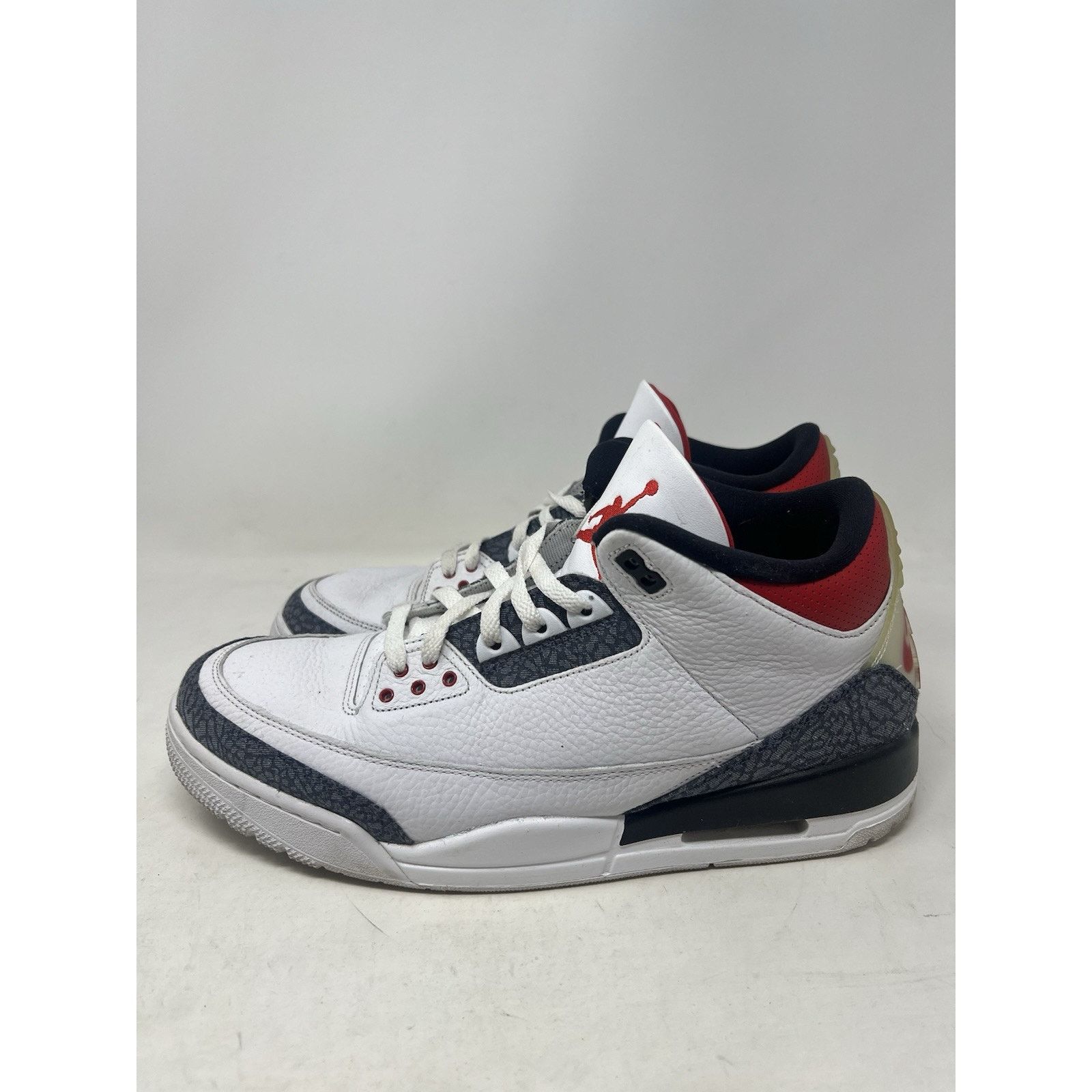 Jordan Brand Jordan 3 Retro Denim SE Fire Red 2020 | Size 13M Size US 13 / EU 46 - 7 Thumbnail