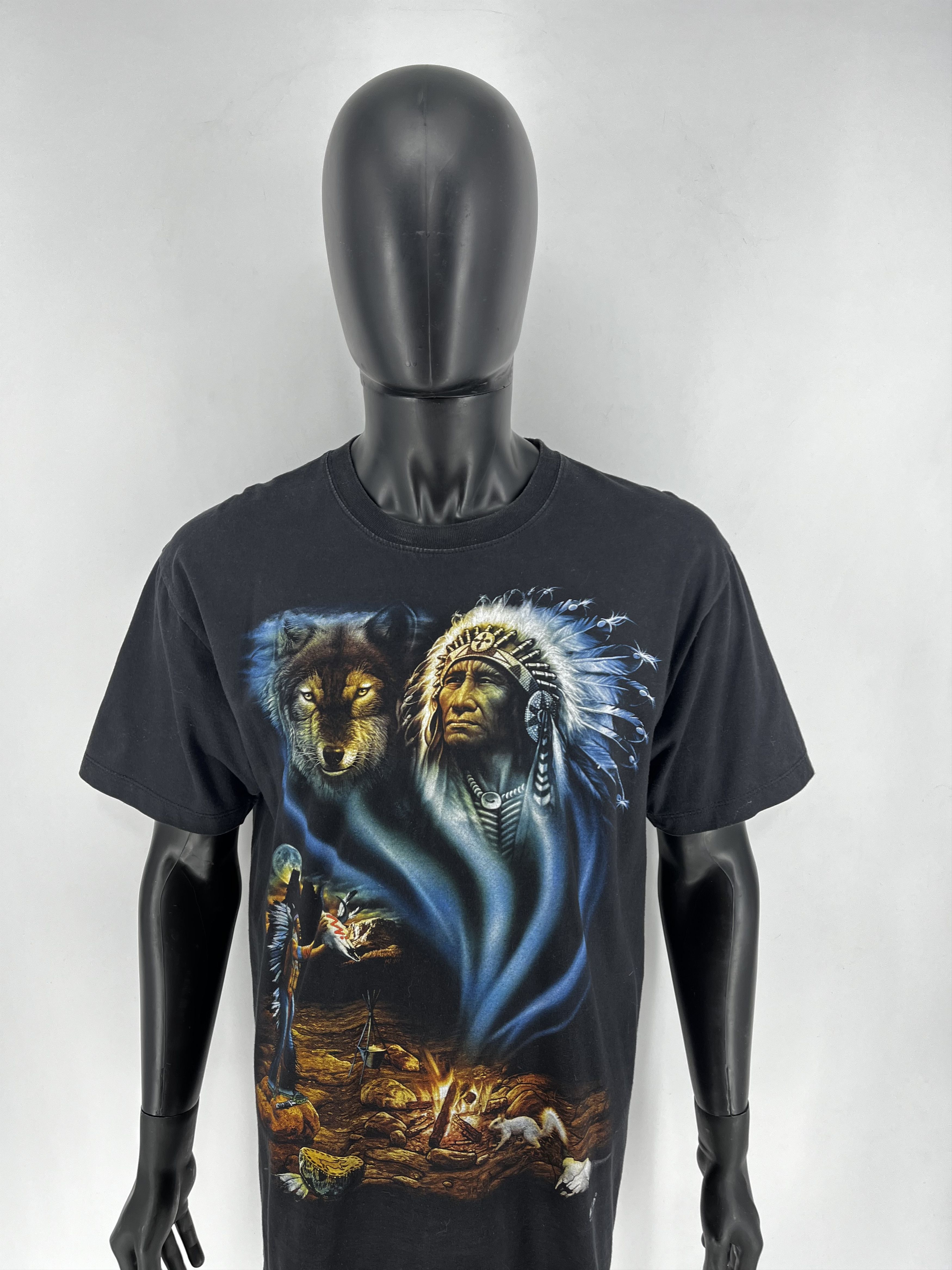 Band Tees Vintage Wild Indian Chief American Native Wolf heavy t-shirt Size US L / EU 52-54 / 3 - 5 Thumbnail