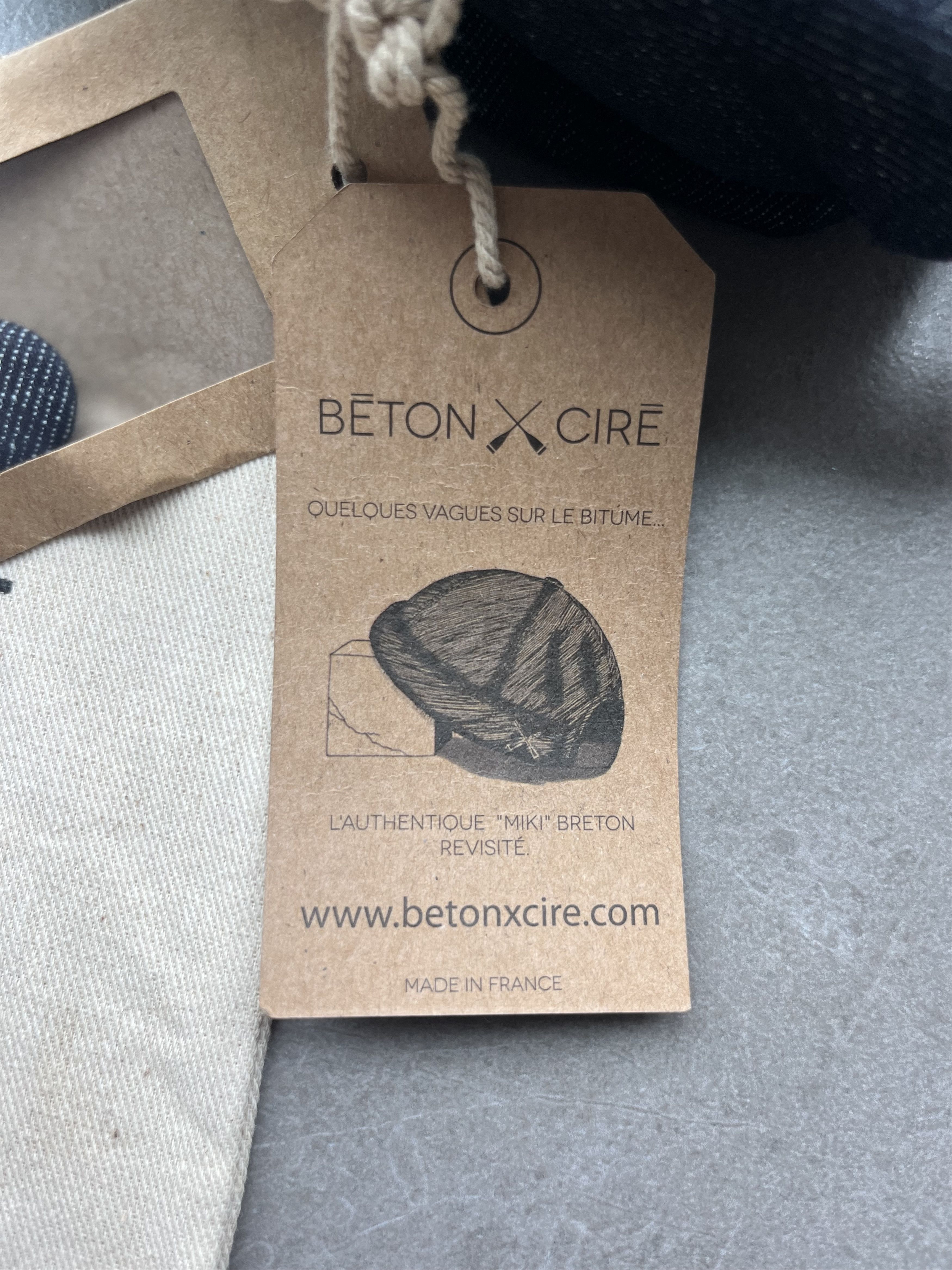 BETON CIRE Beton Cire Miki Pompon Denim Brut Hat with Removable PomPon Size ONE SIZE - 12 Thumbnail