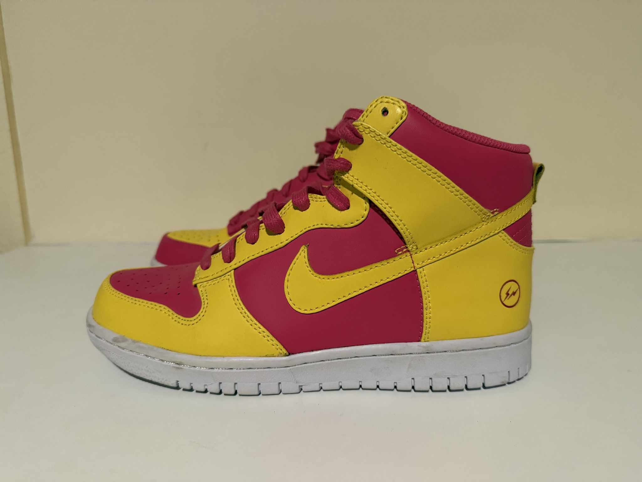 Fragment Design × Nike Nike Fragment Design x Dunk High City Pack - London Size US 7 / EU 40 - 4 Thumbnail