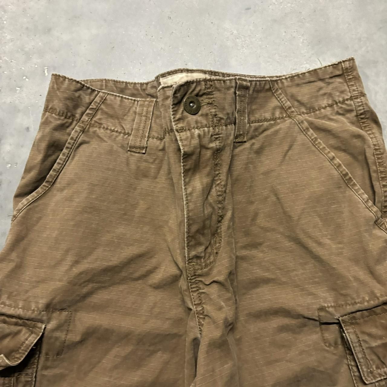 Japanese Brand × Vintage Crazy Vintage Y2K/2000s Baggy Brown Skater Style Cargo Shorts! Size US 34 / EU 50 - 2 Thumbnail