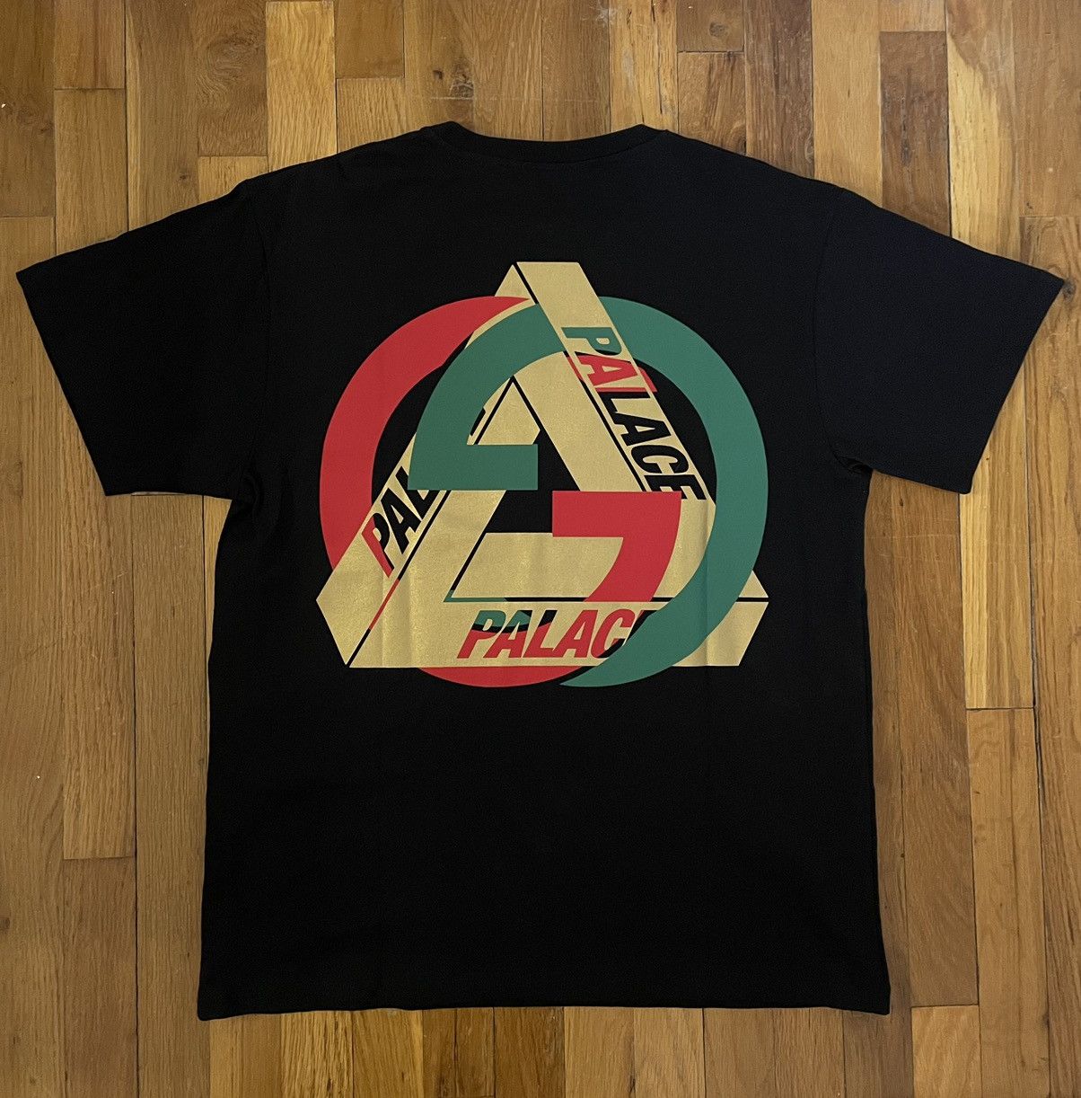 Gucci Gucci x Palace Tri-ferg T-Shirt | Grailed