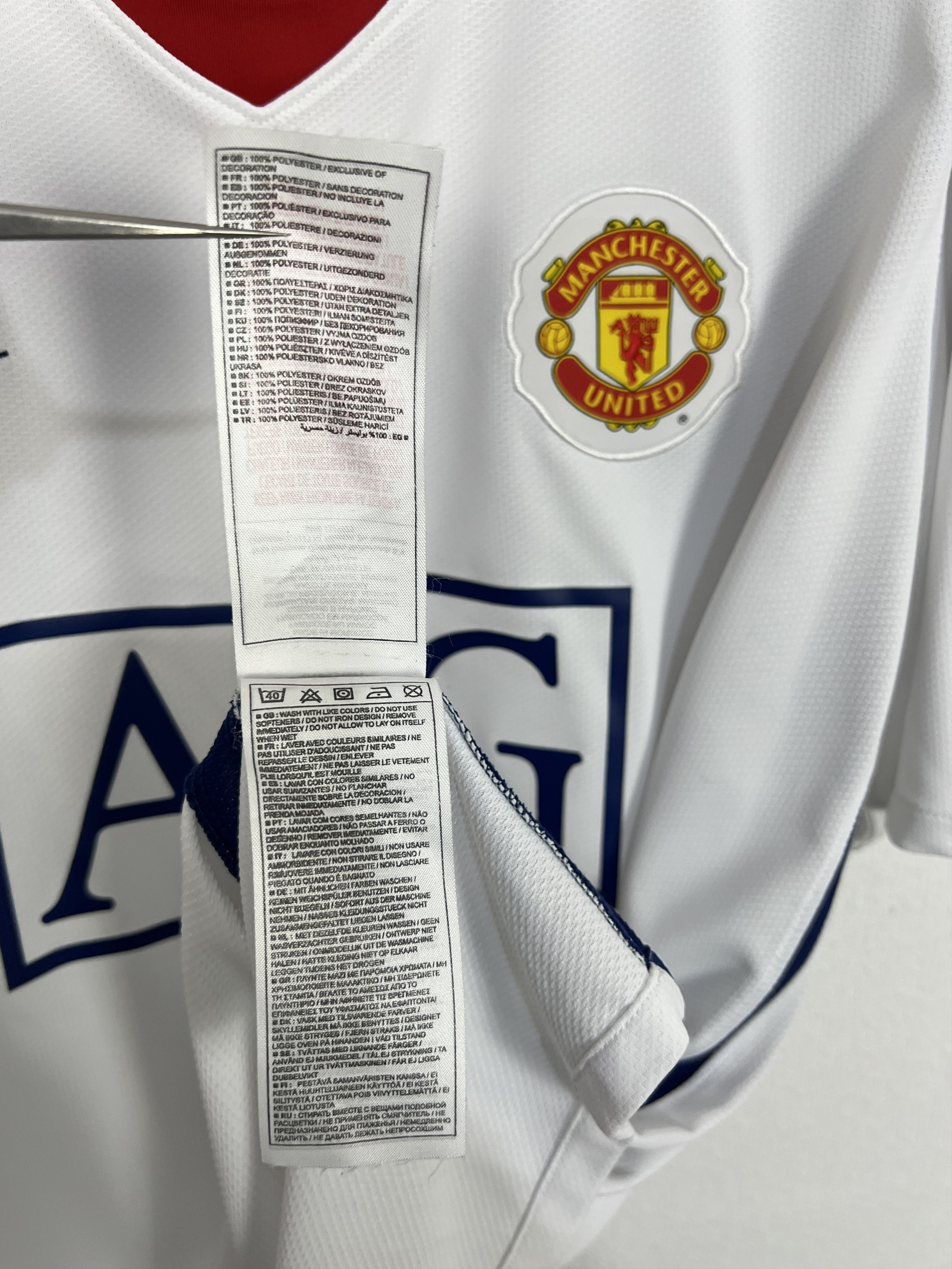 Nike Manchester United Away football shirt 2008 Soccer Nike White Size US XL / EU 56 / 4 - 11 Thumbnail