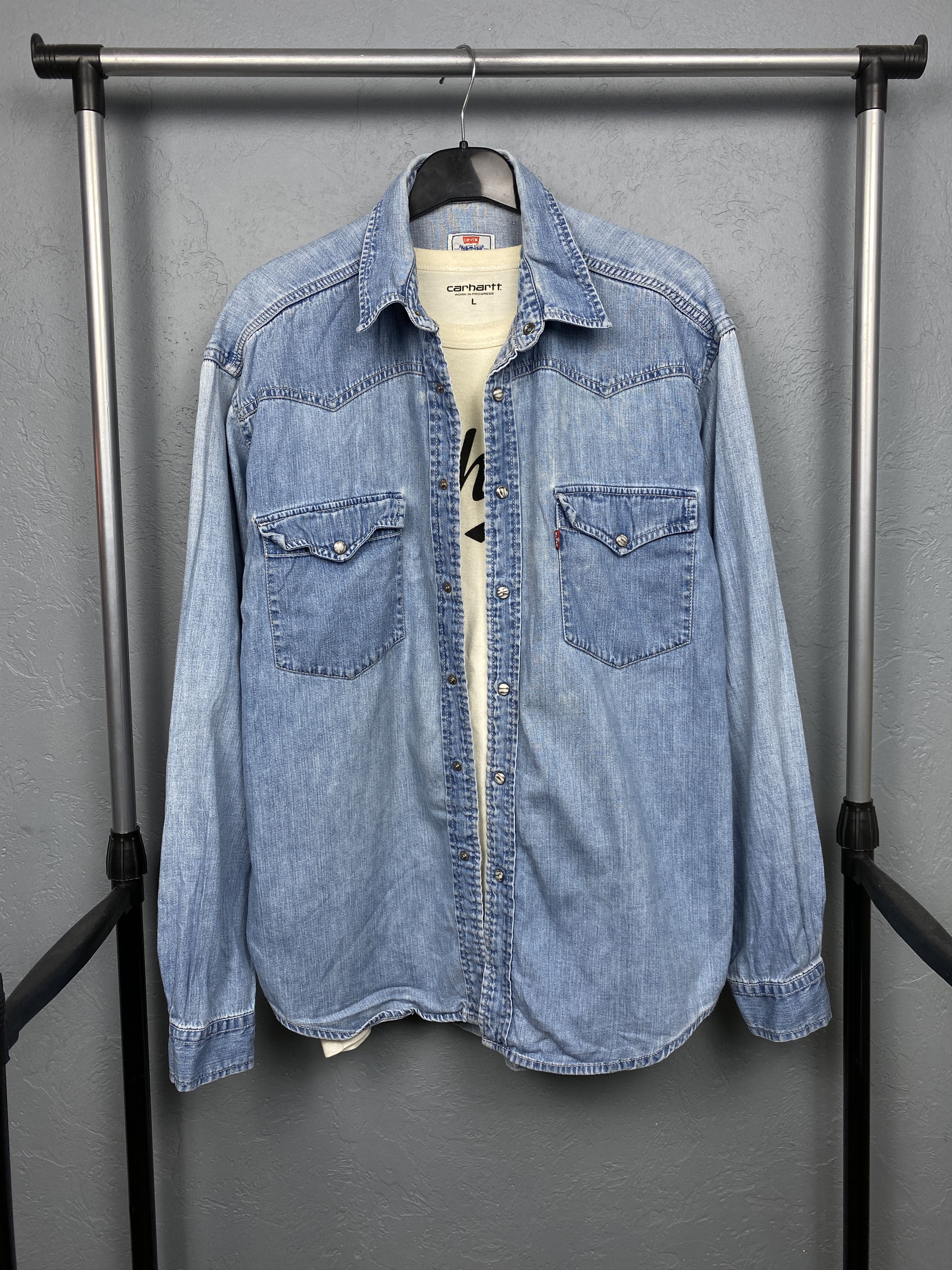 Levi's Levi's 90s Vintage Mens Long Sleeve Denim Shirt Size US L / EU 52-54 / 3 - 1 Thumbnail