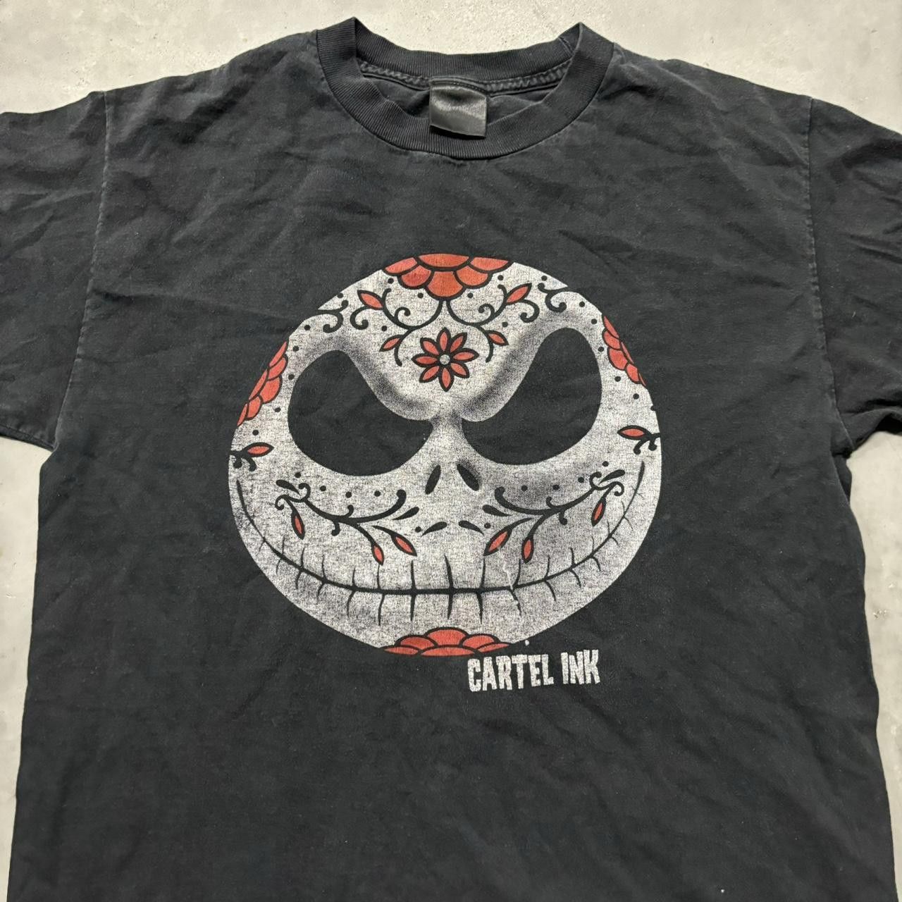 Japanese Brand × Vintage Crazy Vintage Y2K/2000s Faded Cartel Ink Day Of The Dead Skull Graphic Tee! Size US M / EU 48-50 / 2 - 2 Thumbnail