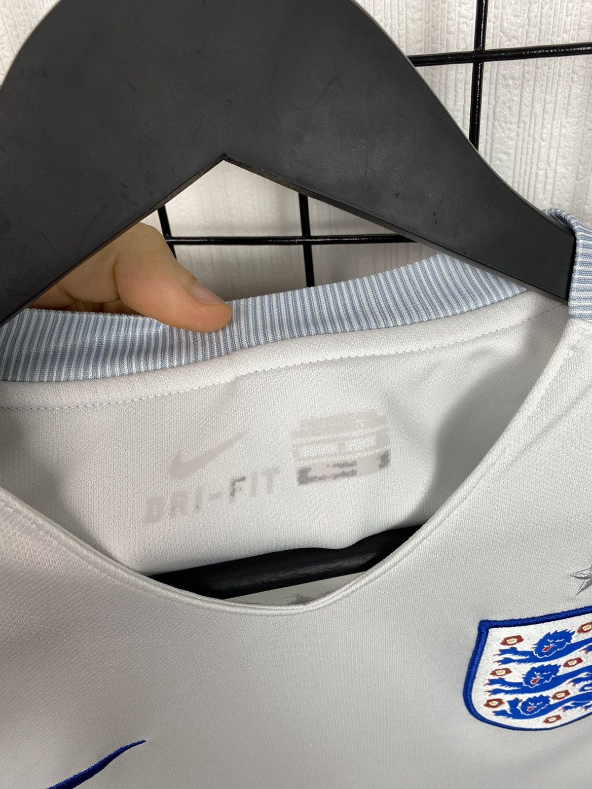 Nike England national team 2016Nike soccer jersey S size football Size US S / EU 44-46 / 1 - 15 Thumbnail