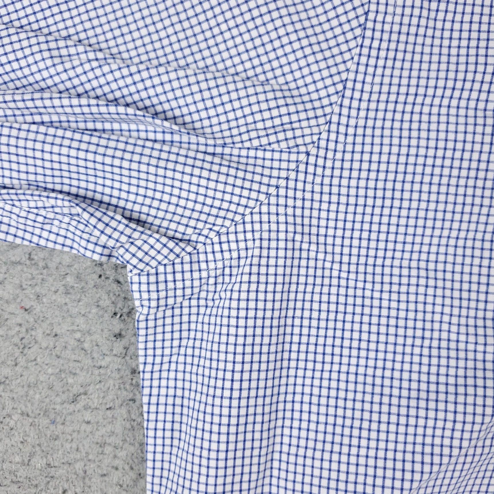 Tommy Hilfiger Tommy Hilfiger Dress Shirt Mens 16.5 Blue Check Long Sleeve Button Up Regular Fit Size 42R - 4 Thumbnail