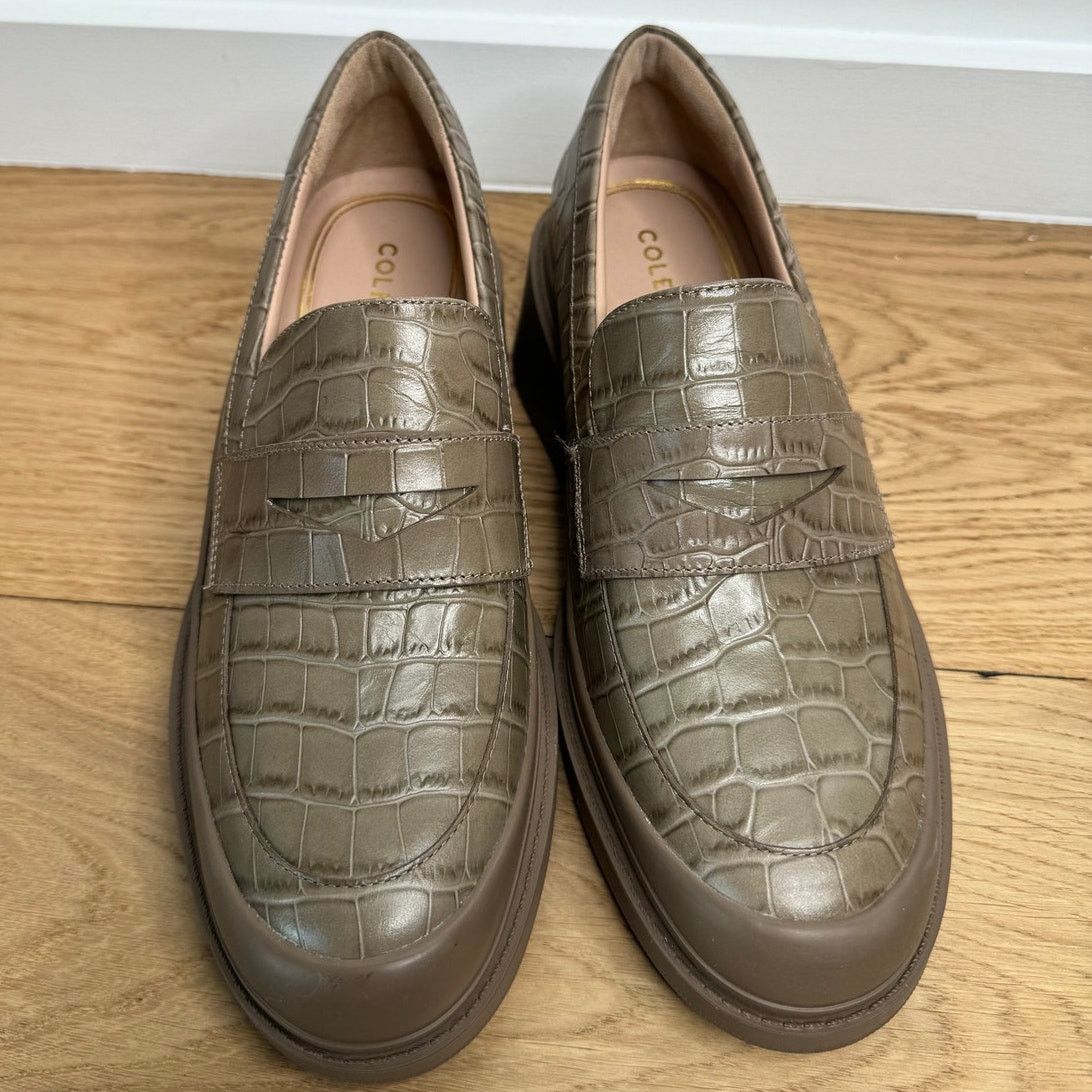 Cole Haan NEW Cole Haan Women's Westerly Loafer Slip-On Size US 9 / IT 39 - 2 Thumbnail
