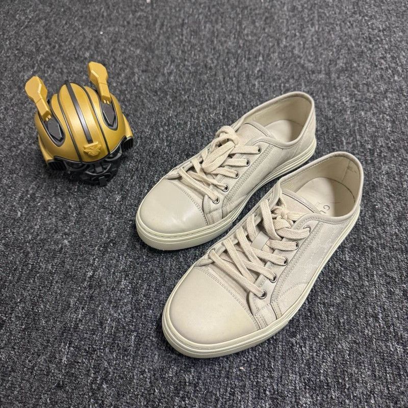 Gucci Gucci Casual Trendy Fashion Sneakers for Men - Size US 9 / EU 42 - 1 Thumbnail
