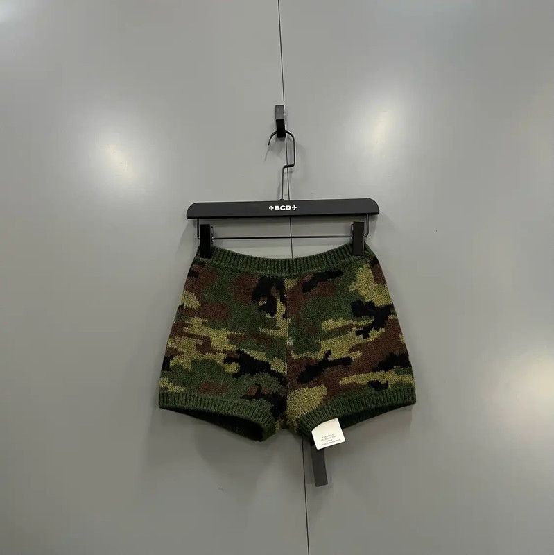 Miu Miu Miu Miu Camouflage Wool Women's Shorts 0089 Size 28" / US 6 / IT 42 - 1 Thumbnail