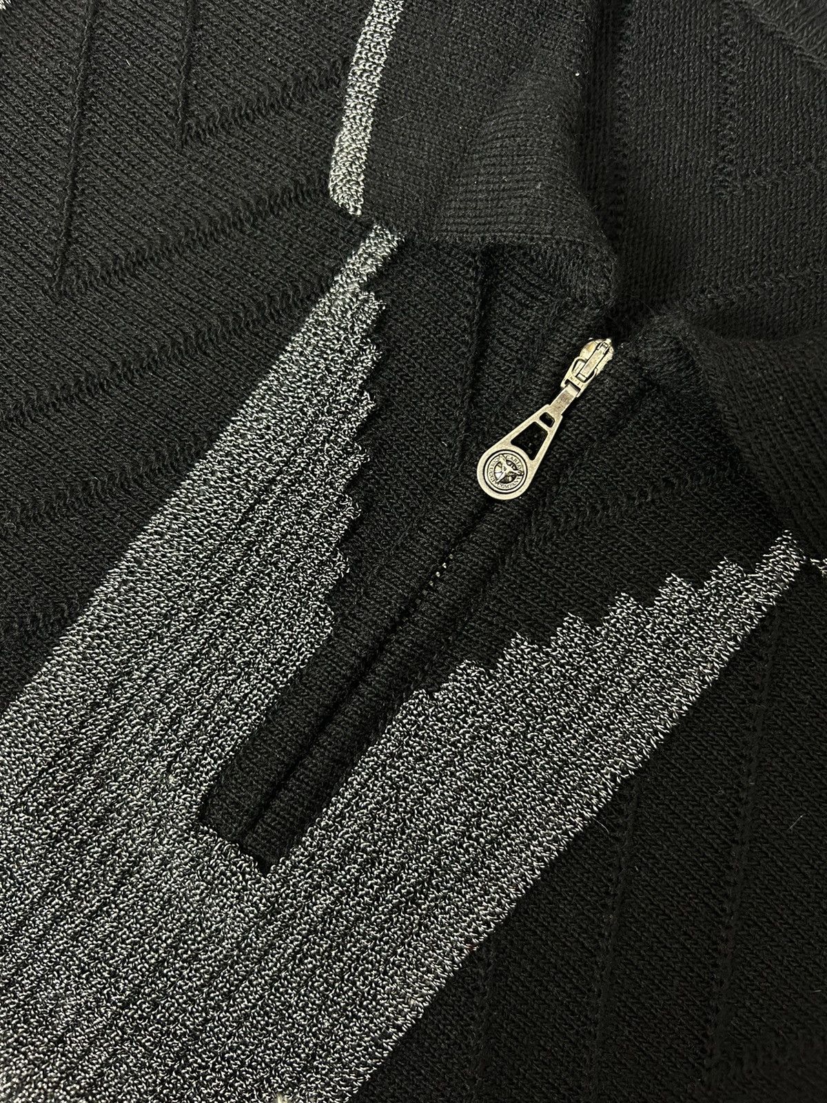 Carlo Colucci × Designer × Vintage Carlo Colucci Abstract Logo Wool Knit Sweater Size L Vintage Size US L / EU 52-54 / 3 - 6 Thumbnail
